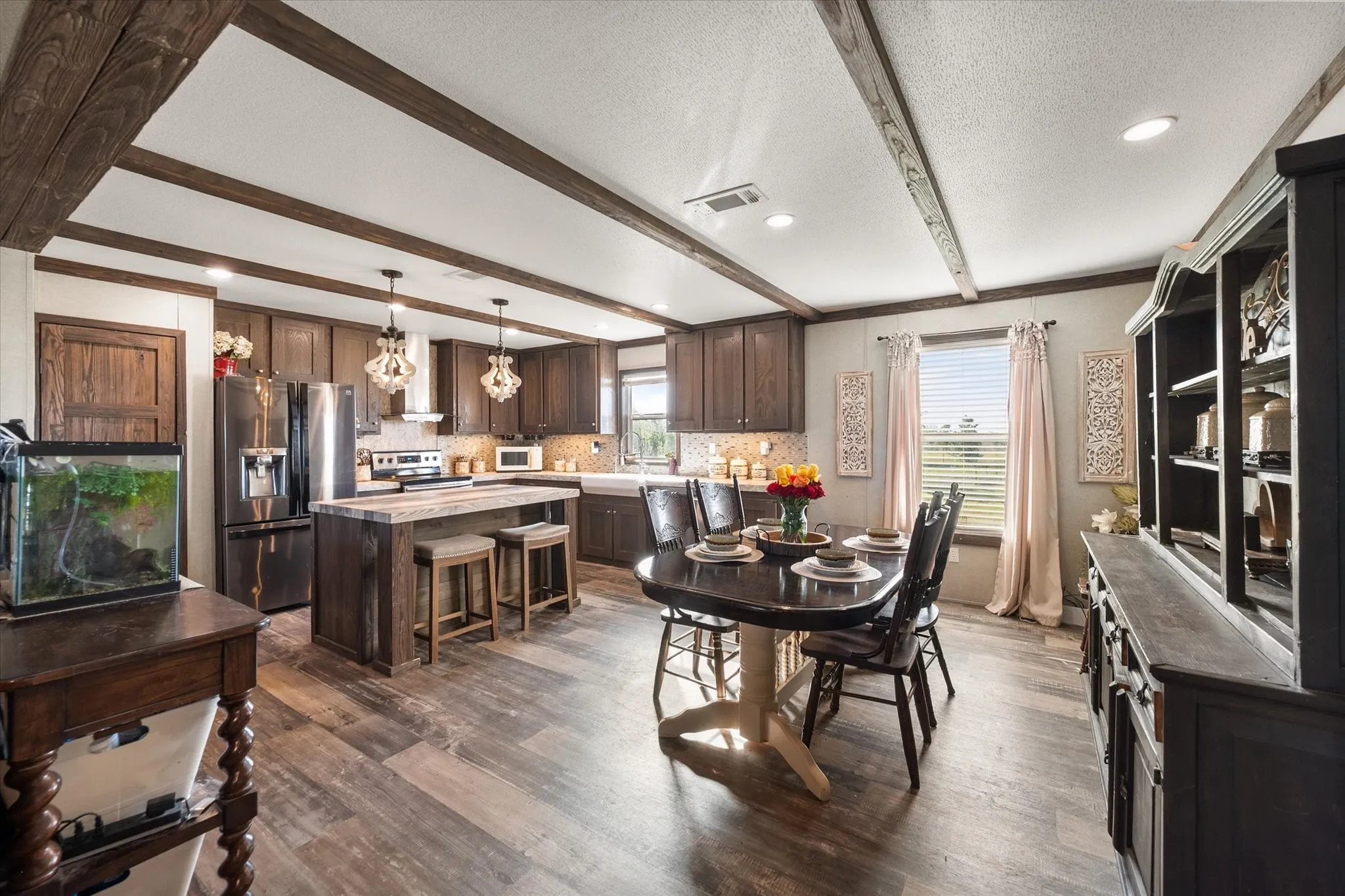 Mobile Home For Sale in Navarro County , 15955 W Highway 31, Purdon, Texas 76679, 4 Bedroom, 2 Bathroom, Garage spaces, 1,950 Sqft, built in 2019, mls#21231908, Real Estate Agent in Purdon, Homes For Sale in Navarro county, Homes For Sale in Purdon, Realtor in Purdon Texas, Real Estate Brokerage Independent Realty Texas, Luminita Cordes Realtor