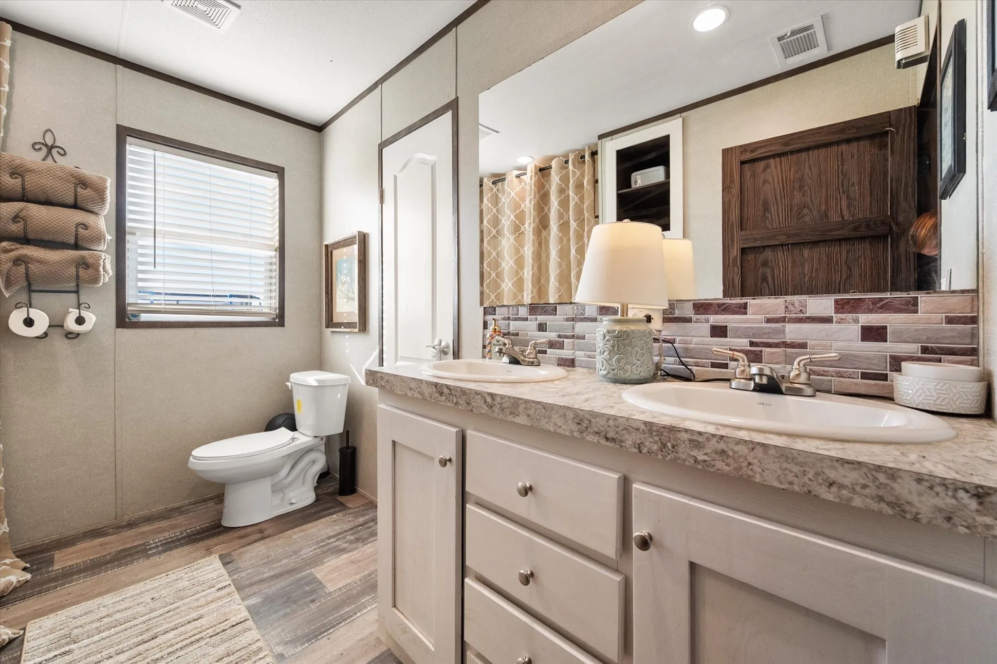 Mobile Home For Sale in Navarro County , 15955 W Highway 31, Purdon, Texas 76679, 4 Bedroom, 2 Bathroom, Garage spaces, 1,950 Sqft, built in 2019, mls#21231908, Real Estate Agent in Purdon, Homes For Sale in Navarro county, Homes For Sale in Purdon, Realtor in Purdon Texas, Real Estate Brokerage Independent Realty Texas, Luminita Cordes Realtor