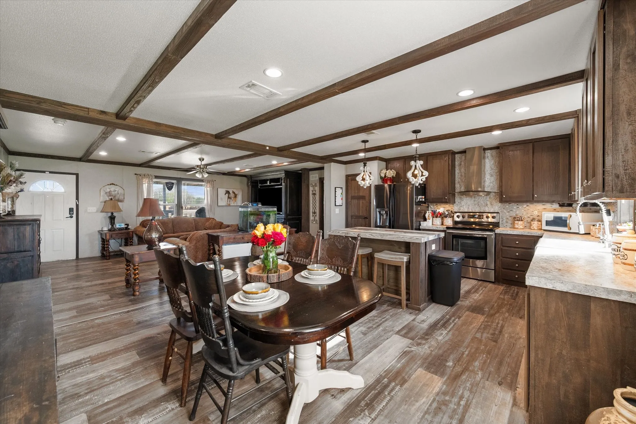Mobile Home For Sale in Navarro County , 15955 W Highway 31, Purdon, Texas 76679, 4 Bedroom, 2 Bathroom, Garage spaces, 1,950 Sqft, built in 2019, mls#21231908, Real Estate Agent in Purdon, Homes For Sale in Navarro county, Homes For Sale in Purdon, Realtor in Purdon Texas, Real Estate Brokerage Independent Realty Texas, Luminita Cordes Realtor