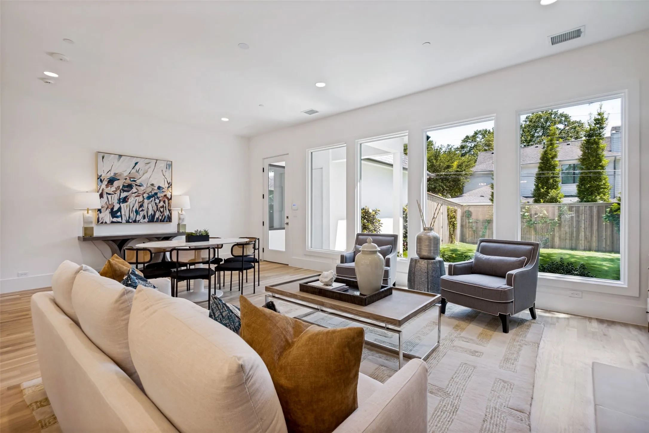 The spacious Den provides ample room for casual dining and entertaining family & friends