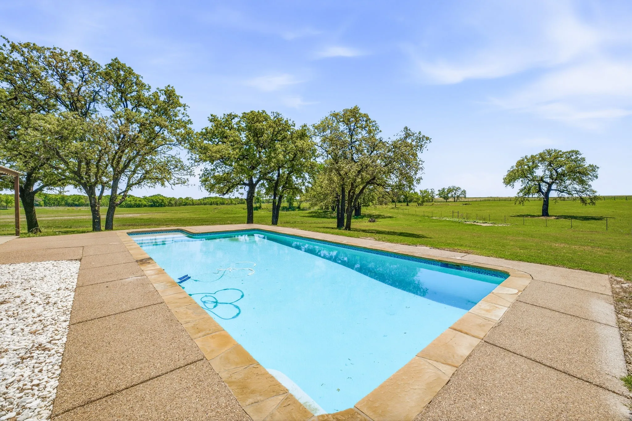 Farm For Sale in Erath County , 802 Private Road 1675, Stephenville, Texas 76401, 3 Bedroom, 2 Bathroom, Garage spaces, 2,223 Sqft, built in 2002, mls#21232356, Real Estate Agent in Stephenville, Homes For Sale in Erath county, Homes For Sale in Stephenville, Realtor in Stephenville Texas, Real Estate Brokerage Independent Realty Texas, Luminita Cordes Realtor