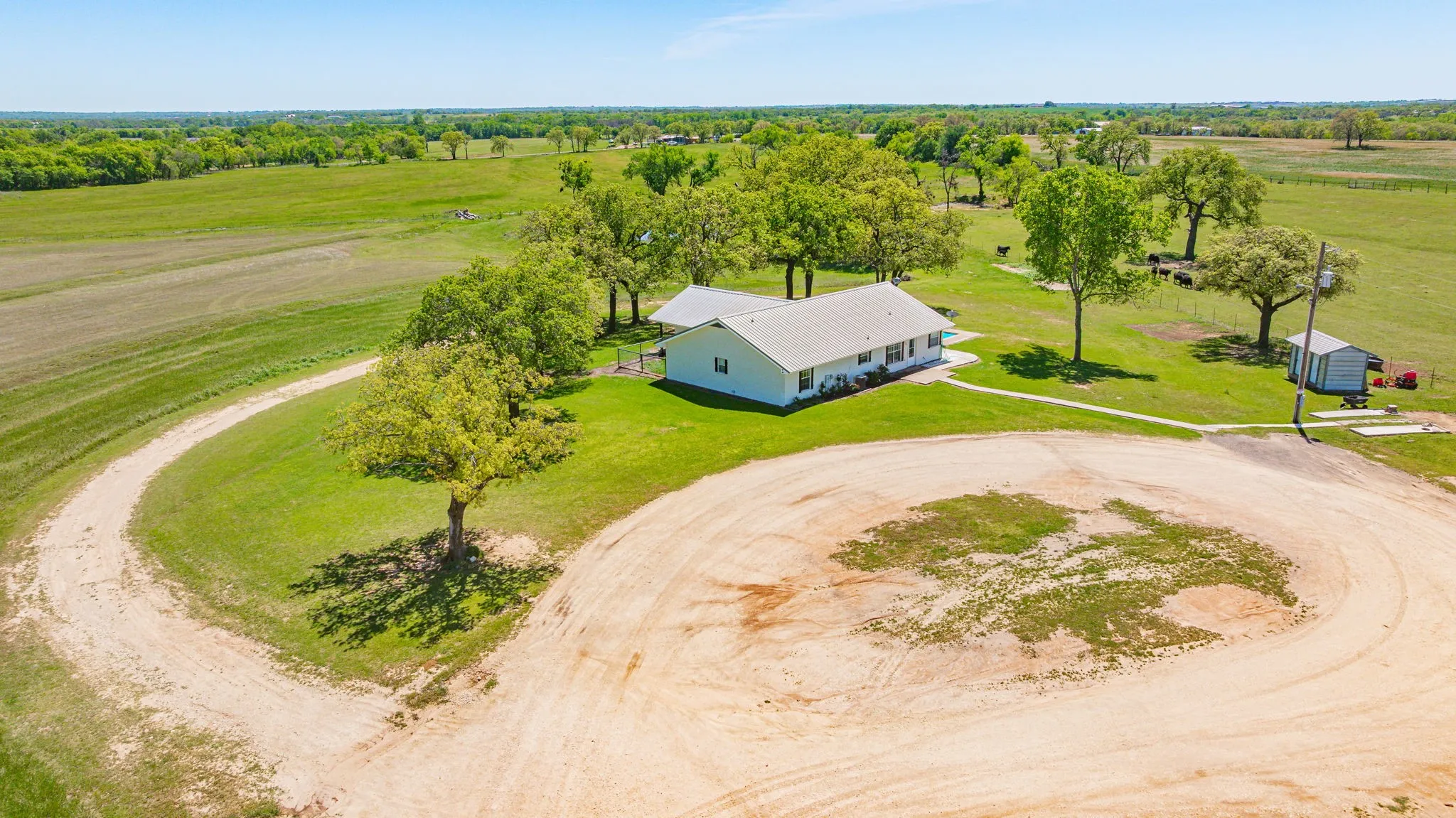 Farm For Sale in Erath County , 802 Private Road 1675, Stephenville, Texas 76401, 3 Bedroom, 2 Bathroom, Garage spaces, 2,223 Sqft, built in 2002, mls#21232356, Real Estate Agent in Stephenville, Homes For Sale in Erath county, Homes For Sale in Stephenville, Realtor in Stephenville Texas, Real Estate Brokerage Independent Realty Texas, Luminita Cordes Realtor
