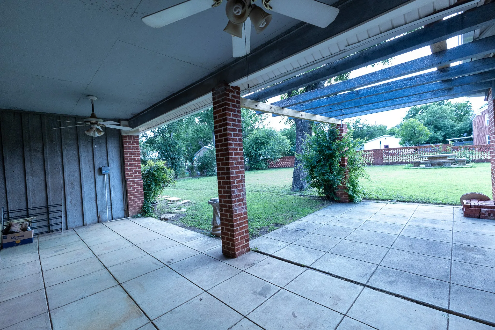 Single Family Residence For Sale in Coleman County , 1001 W Walnut Street, Coleman, Texas 76834, 3 Bedroom, 3 Bathroom, 2 Garage spaces, 3,461 Sqft, built in 1926, Preowned, mls#21232482, Real Estate Agent in Coleman, Homes For Sale in Coleman county, Homes For Sale in Coleman, Realtor in Coleman Texas, Real Estate Brokerage Independent Realty Texas, Luminita Cordes Realtor