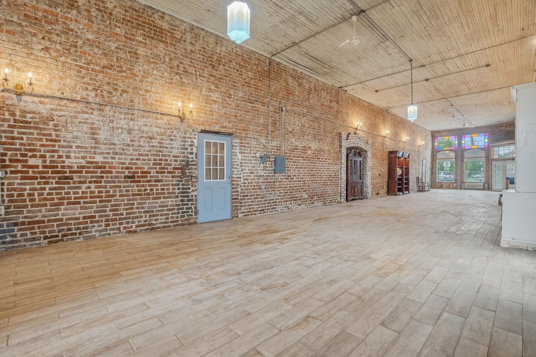 Retail For Sale in Fannin County , 2 S Plaza Street, Ladonia, Texas 75449, 0, 0, Garage spaces, 0 Sqft, built in 1930, Proposed, mls#21223074, Real Estate Agent in Ladonia, Homes For Sale in Fannin county, Homes For Sale in Ladonia, Realtor in Ladonia Texas, Real Estate Brokerage Independent Realty Texas, Luminita Cordes Realtor