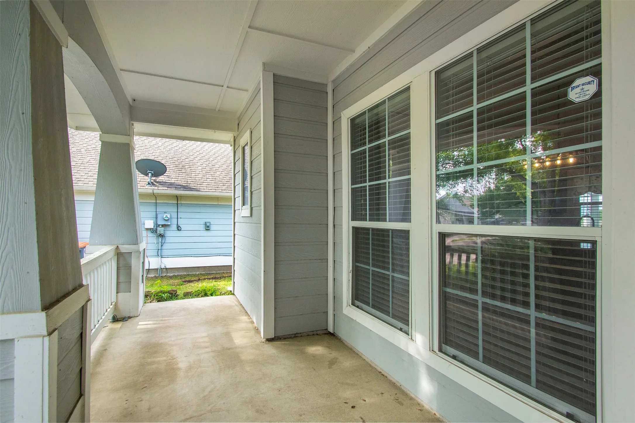 Single Family Residence For Sale in Collin County , 510 Creekside Drive, Anna, Texas 75409, 3 Bedroom, 2 Bathroom, 2 Garage spaces, 1,267 Sqft, built in 2003, Preowned, mls#21230941, Real Estate Agent in Anna, Homes For Sale in Collin county, Homes For Sale in Anna, Realtor in Anna Texas, Real Estate Brokerage Independent Realty Texas, Luminita Cordes Realtor