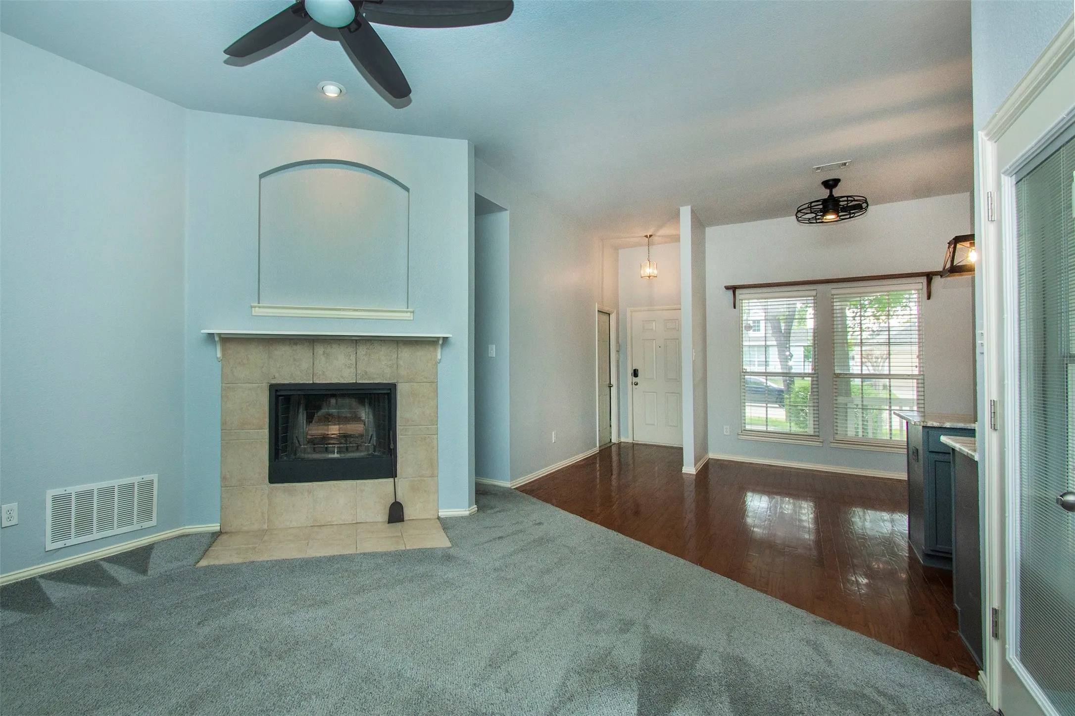 Single Family Residence For Sale in Collin County , 510 Creekside Drive, Anna, Texas 75409, 3 Bedroom, 2 Bathroom, 2 Garage spaces, 1,267 Sqft, built in 2003, Preowned, mls#21230941, Real Estate Agent in Anna, Homes For Sale in Collin county, Homes For Sale in Anna, Realtor in Anna Texas, Real Estate Brokerage Independent Realty Texas, Luminita Cordes Realtor