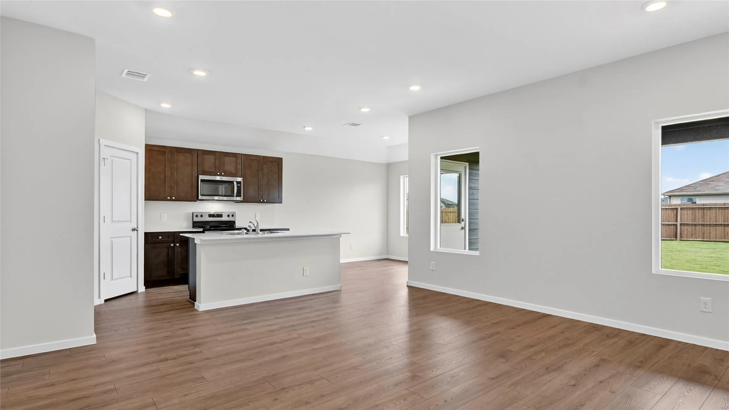 Single Family Residence For Sale in Collin County , 503 American Elm Drive, Nevada, Texas 75173, 3 Bedroom, 2 Bathroom, 3 Garage spaces, 1,399 Sqft, built in 2026, New Construction - Complete, mls#21232521, Real Estate Agent in Nevada, Homes For Sale in Collin county, Homes For Sale in Nevada, Realtor in Nevada Texas, Real Estate Brokerage Independent Realty Texas, Luminita Cordes Realtor