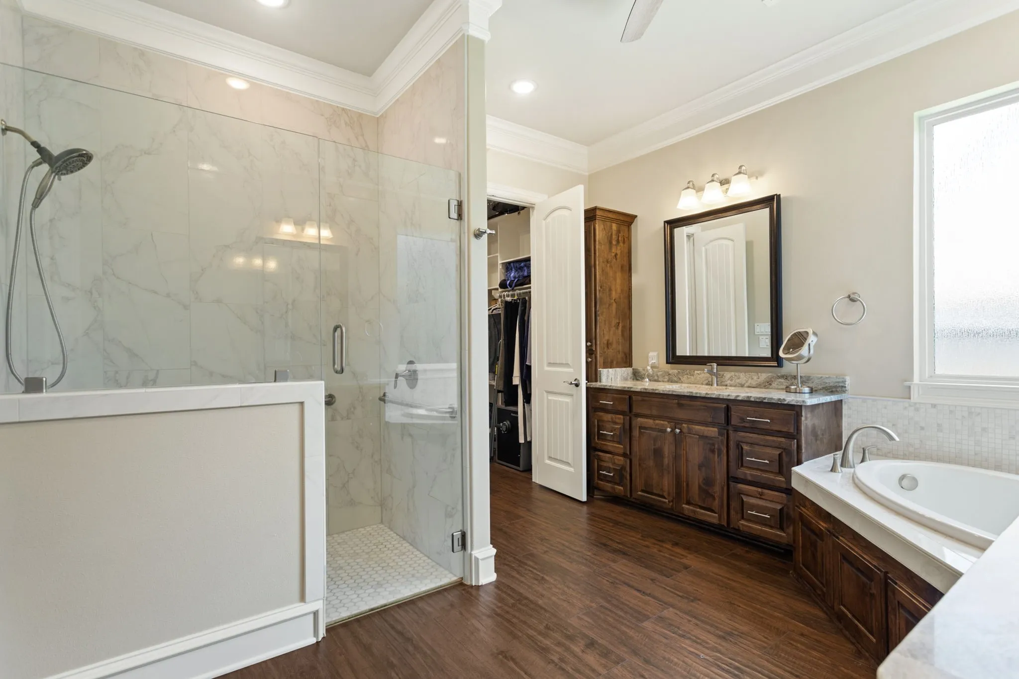 Single Family Residence For Sale in Smith County , 6923 Saint Anthony Drive, Tyler, Texas 75703, 3 Bedroom, 3 Bathroom, 2 Garage spaces, 2,430 Sqft, built in 2019, mls#21232533, Real Estate Agent in Tyler, Homes For Sale in Smith county, Homes For Sale in Tyler, Realtor in Tyler Texas, Real Estate Brokerage Independent Realty Texas, Luminita Cordes Realtor