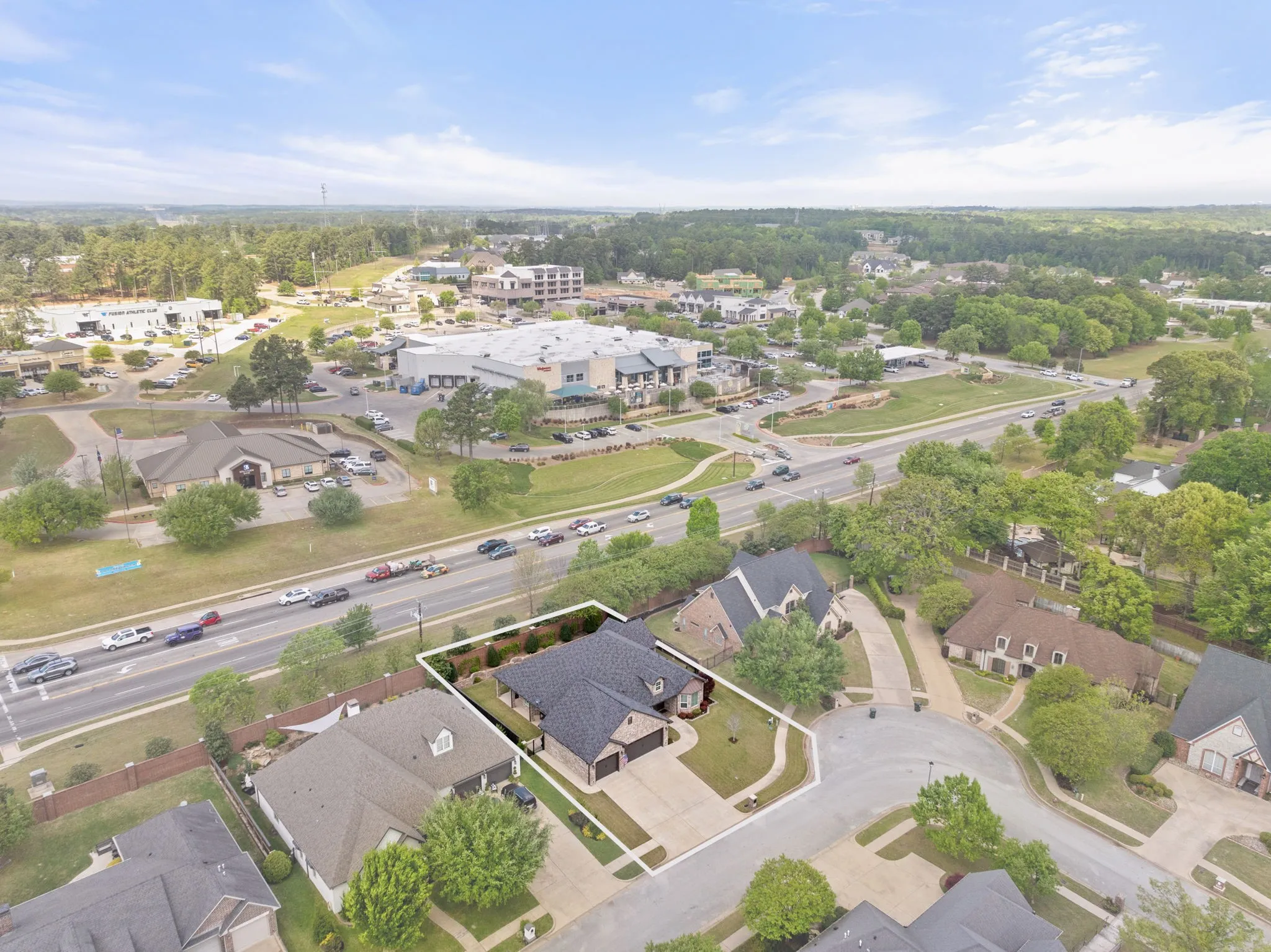 Single Family Residence For Sale in Smith County , 6923 Saint Anthony Drive, Tyler, Texas 75703, 3 Bedroom, 3 Bathroom, 2 Garage spaces, 2,430 Sqft, built in 2019, mls#21232533, Real Estate Agent in Tyler, Homes For Sale in Smith county, Homes For Sale in Tyler, Realtor in Tyler Texas, Real Estate Brokerage Independent Realty Texas, Luminita Cordes Realtor