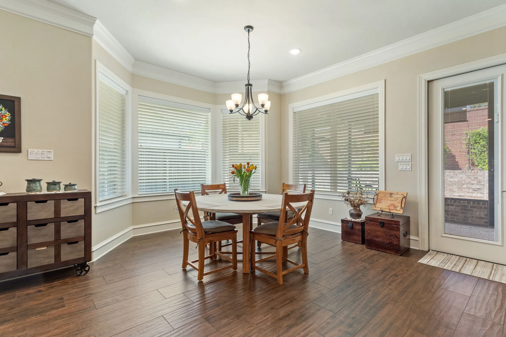 Single Family Residence For Sale in Smith County , 6923 Saint Anthony Drive, Tyler, Texas 75703, 3 Bedroom, 3 Bathroom, 2 Garage spaces, 2,430 Sqft, built in 2019, mls#21232533, Real Estate Agent in Tyler, Homes For Sale in Smith county, Homes For Sale in Tyler, Realtor in Tyler Texas, Real Estate Brokerage Independent Realty Texas, Luminita Cordes Realtor
