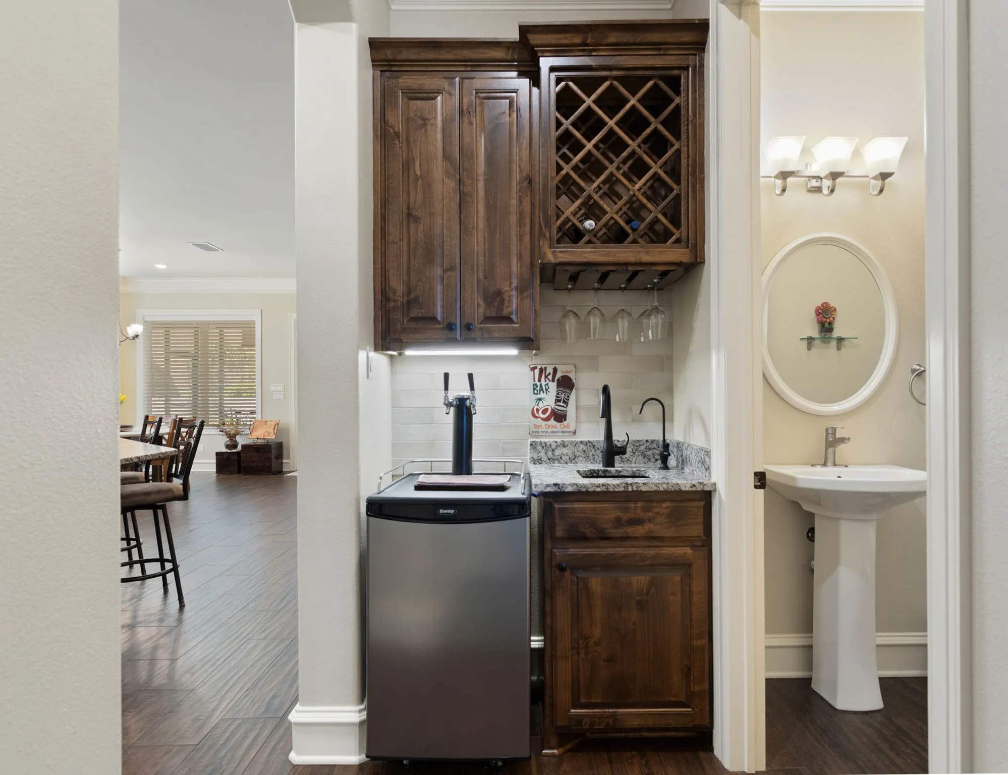 Single Family Residence For Sale in Smith County , 6923 Saint Anthony Drive, Tyler, Texas 75703, 3 Bedroom, 3 Bathroom, 2 Garage spaces, 2,430 Sqft, built in 2019, mls#21232533, Real Estate Agent in Tyler, Homes For Sale in Smith county, Homes For Sale in Tyler, Realtor in Tyler Texas, Real Estate Brokerage Independent Realty Texas, Luminita Cordes Realtor