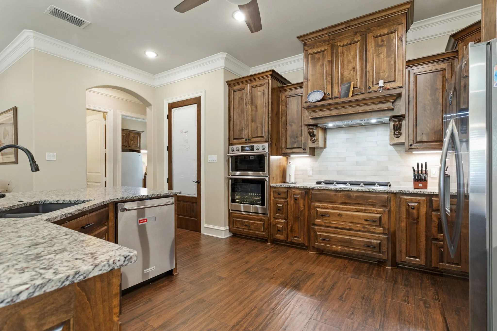 Single Family Residence For Sale in Smith County , 6923 Saint Anthony Drive, Tyler, Texas 75703, 3 Bedroom, 3 Bathroom, 2 Garage spaces, 2,430 Sqft, built in 2019, mls#21232533, Real Estate Agent in Tyler, Homes For Sale in Smith county, Homes For Sale in Tyler, Realtor in Tyler Texas, Real Estate Brokerage Independent Realty Texas, Luminita Cordes Realtor