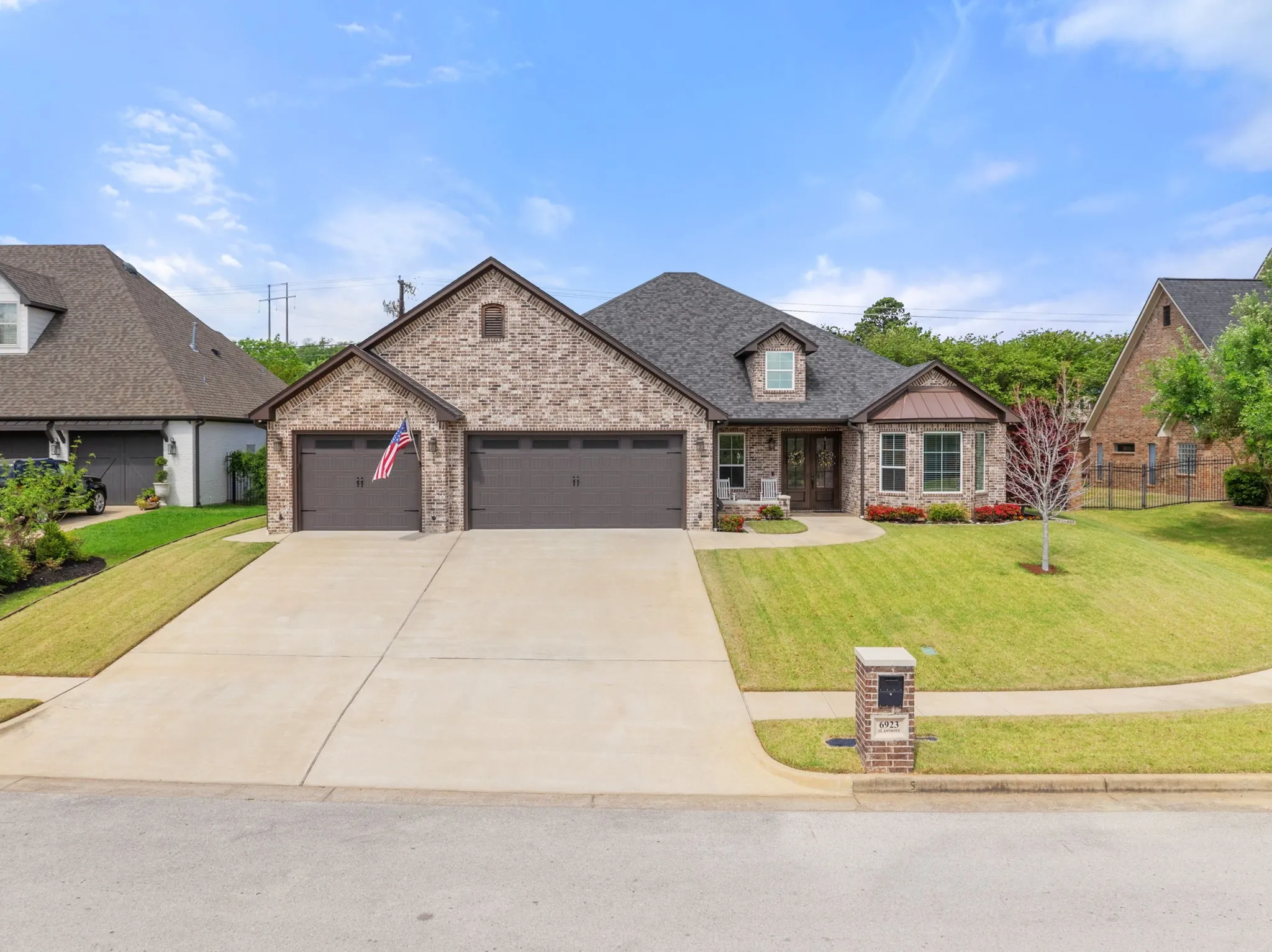 Single Family Residence For Sale