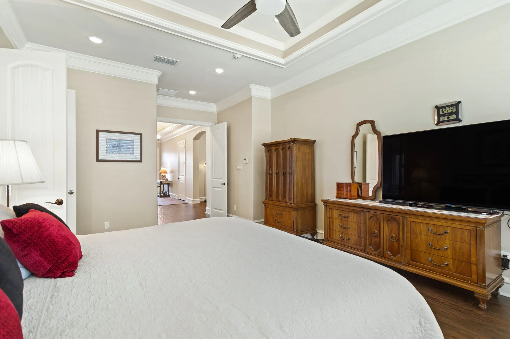 Single Family Residence For Sale in Smith County , 6923 Saint Anthony Drive, Tyler, Texas 75703, 3 Bedroom, 3 Bathroom, 2 Garage spaces, 2,430 Sqft, built in 2019, mls#21232533, Real Estate Agent in Tyler, Homes For Sale in Smith county, Homes For Sale in Tyler, Realtor in Tyler Texas, Real Estate Brokerage Independent Realty Texas, Luminita Cordes Realtor
