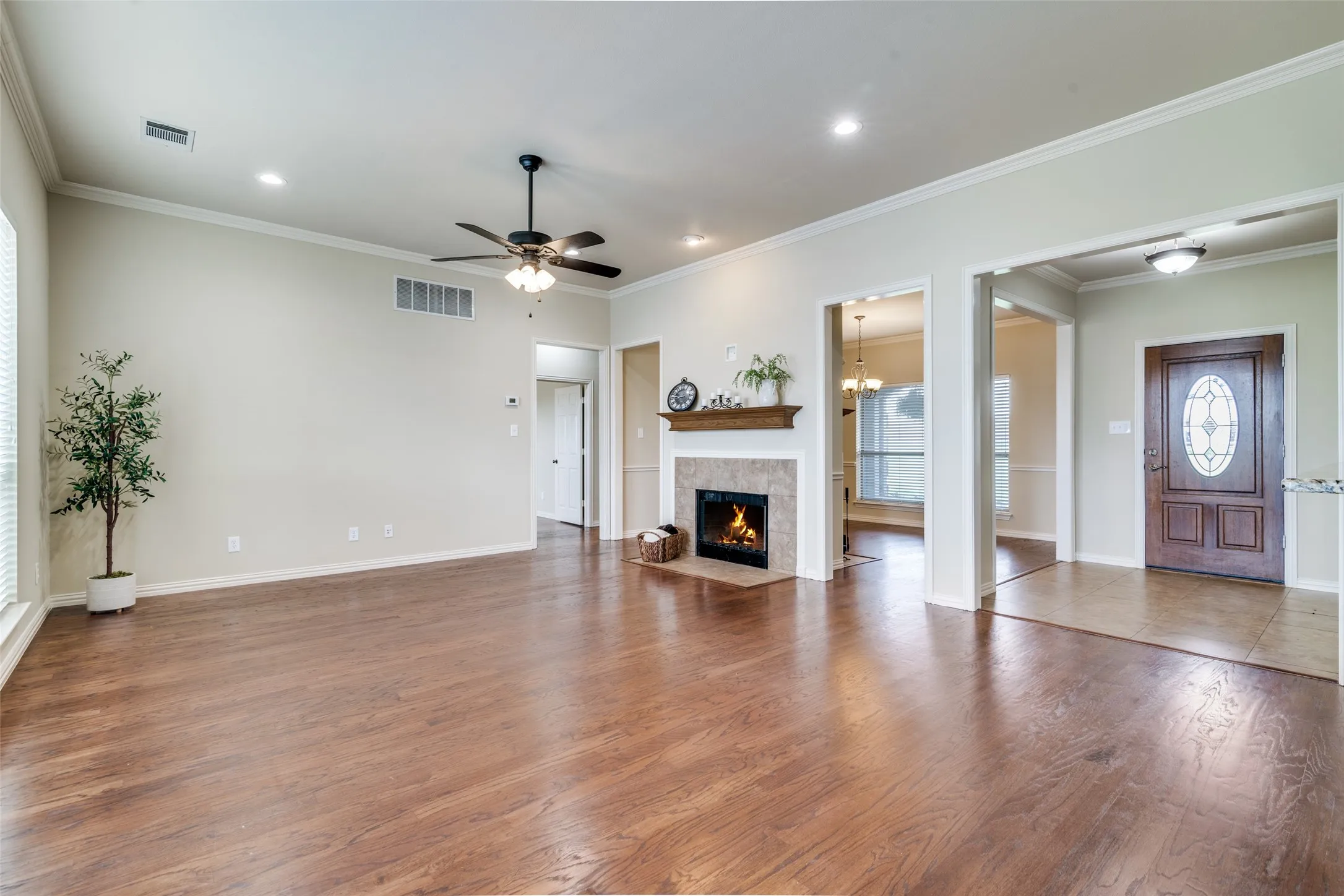 Single Family Residence For Sale in Kaufman County , 9798 Helms Trail, Forney, Texas 75126, 3 Bedrooms, 2 Bathrooms, 2 Garage spaces, 2,094 Sqft, built in 1999, Preowned, Price $650,000, mls#21232616, Real Estate Agent in Forney, Homes For Sale in Kaufman county, Homes For Sale in Forney, Realtor in Forney Texas, Real Estate Brokerage Independent Realty Texas, Luminita Cordes Realtor