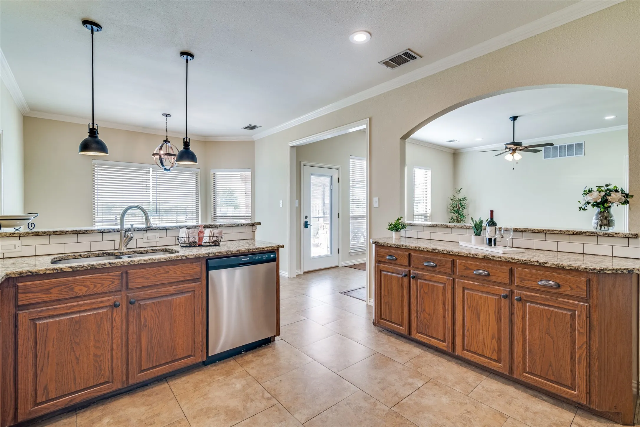 Single Family Residence For Sale in Kaufman County , 9798 Helms Trail, Forney, Texas 75126, 3 Bedrooms, 2 Bathrooms, 2 Garage spaces, 2,094 Sqft, built in 1999, Preowned, Price $650,000, mls#21232616, Real Estate Agent in Forney, Homes For Sale in Kaufman county, Homes For Sale in Forney, Realtor in Forney Texas, Real Estate Brokerage Independent Realty Texas, Luminita Cordes Realtor