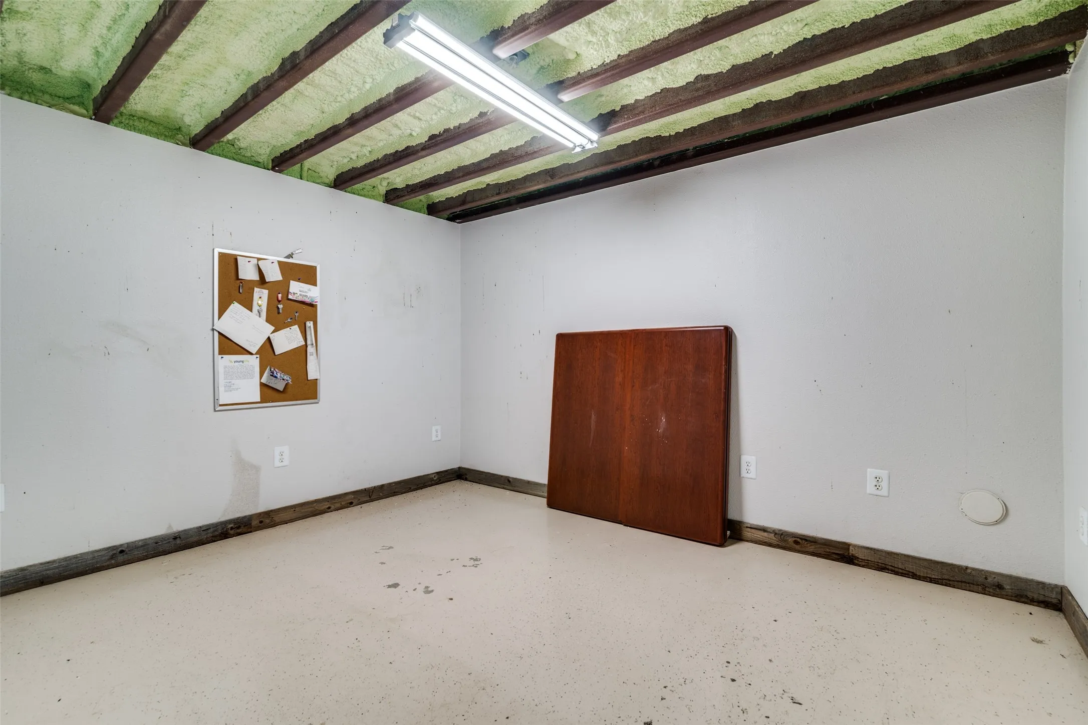 Single Family Residence For Sale in Kaufman County , 9798 Helms Trail, Forney, Texas 75126, 3 Bedrooms, 2 Bathrooms, 2 Garage spaces, 2,094 Sqft, built in 1999, Preowned, Price $650,000, mls#21232616, Real Estate Agent in Forney, Homes For Sale in Kaufman county, Homes For Sale in Forney, Realtor in Forney Texas, Real Estate Brokerage Independent Realty Texas, Luminita Cordes Realtor