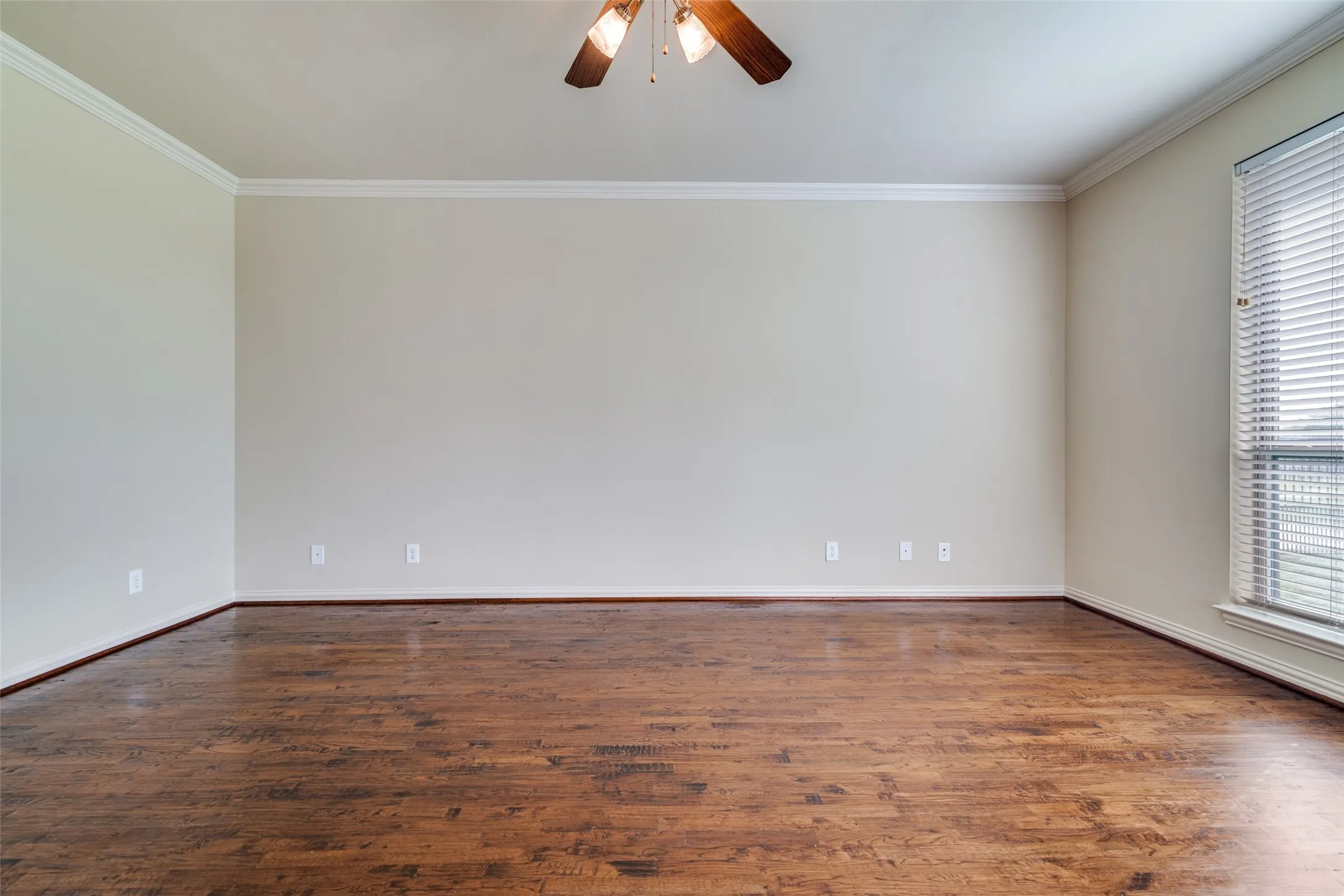 Single Family Residence For Sale in Kaufman County , 9798 Helms Trail, Forney, Texas 75126, 3 Bedrooms, 2 Bathrooms, 2 Garage spaces, 2,094 Sqft, built in 1999, Preowned, Price $650,000, mls#21232616, Real Estate Agent in Forney, Homes For Sale in Kaufman county, Homes For Sale in Forney, Realtor in Forney Texas, Real Estate Brokerage Independent Realty Texas, Luminita Cordes Realtor