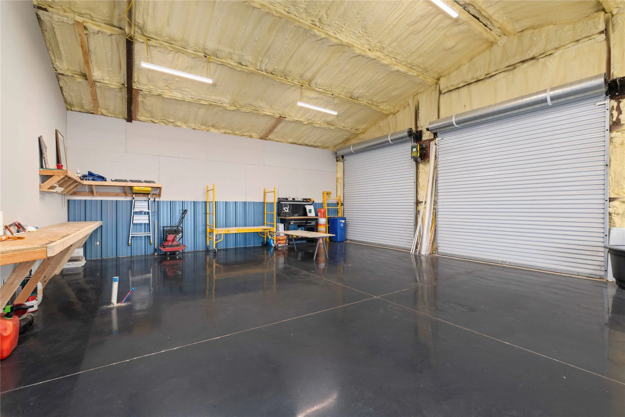 Single Family Residence For Sale in Brown County , 10150 HWY 67, Bangs, Texas 76823, 2 Bedroom, 2 Bathroom, 2 Garage spaces, 2,000 Sqft, built in 2024, Preowned, mls#21232679, Real Estate Agent in Bangs, Homes For Sale in Brown county, Homes For Sale in Bangs, Realtor in Bangs Texas, Real Estate Brokerage Independent Realty Texas, Luminita Cordes Realtor