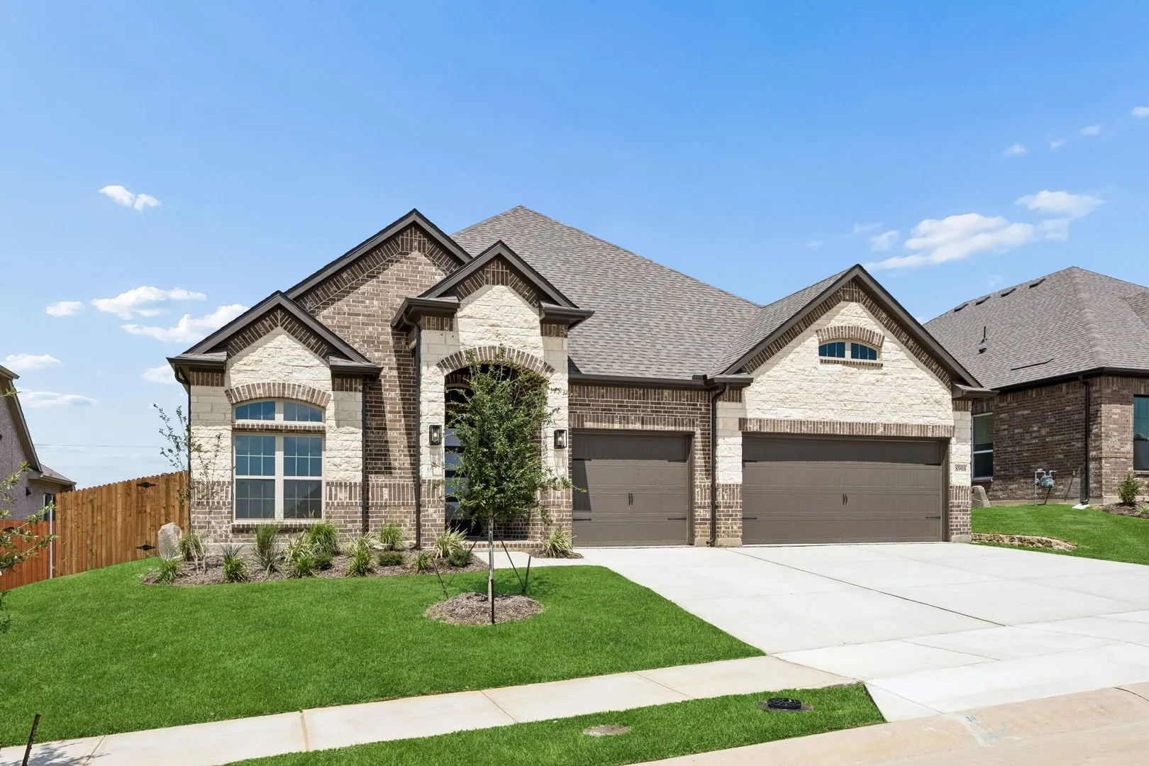 Single Family Residence For Sale in Denton County , 8908 Cisco Drive, Denton, Texas 76226, 4 Bedroom, 4 Bathroom, 3 Garage spaces, 2,469 Sqft, built in 2026, New Construction - Complete, mls#21232814, Real Estate Agent in Denton, Homes For Sale in Denton county, Homes For Sale in Denton, Realtor in Denton Texas, Real Estate Brokerage Independent Realty Texas, Luminita Cordes Realtor