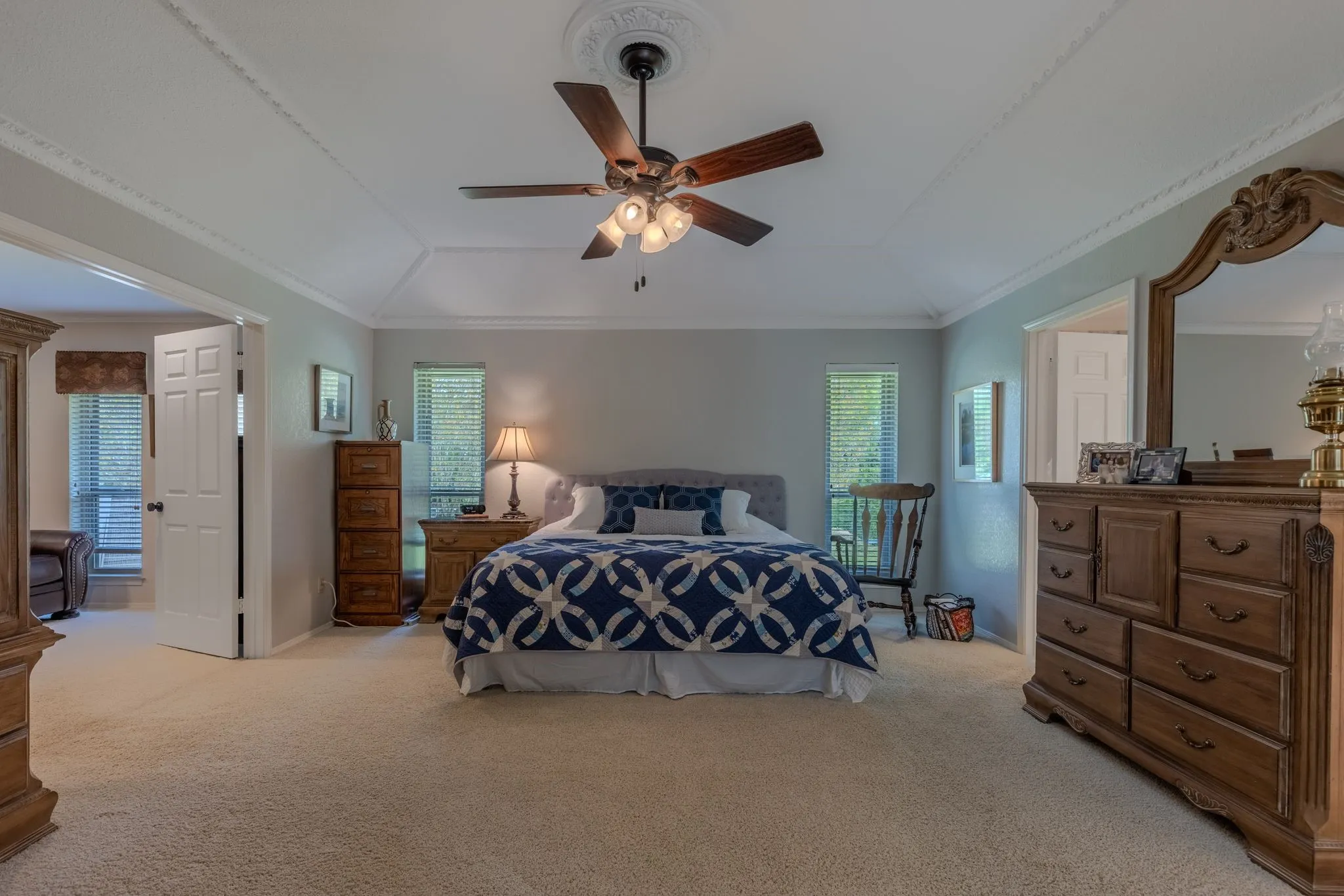 Farm For Sale in Camp County , 166 CR 2112, Pittsburg, Texas 75686, 5 Bedroom, 4 Bathroom, 2 Garage spaces, 4,123 Sqft, built in 1985, Preowned, mls#21232840, Real Estate Agent in Pittsburg, Homes For Sale in Camp county, Homes For Sale in Pittsburg, Realtor in Pittsburg Texas, Real Estate Brokerage Independent Realty Texas, Luminita Cordes Realtor