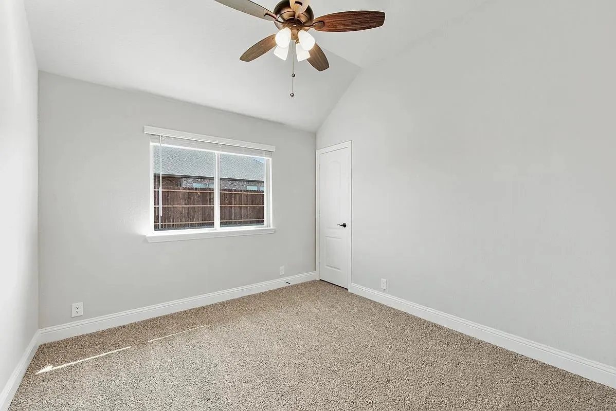 Single Family Residence For Sale in Dallas County , 3244 Southampton Drive, Mesquite, Texas 75181, 4 Bedroom, 2 Bathroom, 2 Garage spaces, 2,056 Sqft, built in 2022, Preowned, mls#21232735, Real Estate Agent in Mesquite, Homes For Sale in Dallas county, Homes For Sale in Mesquite, Realtor in Mesquite Texas, Real Estate Brokerage Independent Realty Texas, Luminita Cordes Realtor