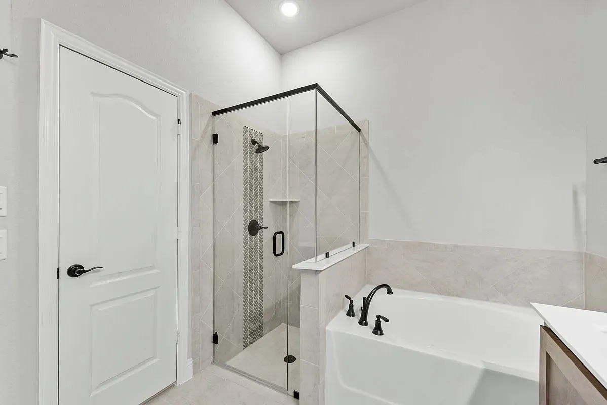Single Family Residence For Sale in Dallas County , 3244 Southampton Drive, Mesquite, Texas 75181, 4 Bedroom, 2 Bathroom, 2 Garage spaces, 2,056 Sqft, built in 2022, Preowned, mls#21232735, Real Estate Agent in Mesquite, Homes For Sale in Dallas county, Homes For Sale in Mesquite, Realtor in Mesquite Texas, Real Estate Brokerage Independent Realty Texas, Luminita Cordes Realtor
