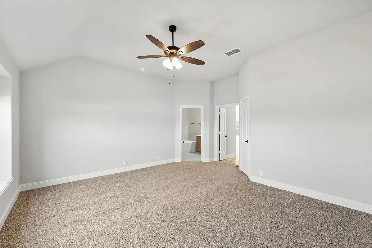 Single Family Residence For Sale in Dallas County , 3244 Southampton Drive, Mesquite, Texas 75181, 4 Bedroom, 2 Bathroom, 2 Garage spaces, 2,056 Sqft, built in 2022, Preowned, mls#21232735, Real Estate Agent in Mesquite, Homes For Sale in Dallas county, Homes For Sale in Mesquite, Realtor in Mesquite Texas, Real Estate Brokerage Independent Realty Texas, Luminita Cordes Realtor