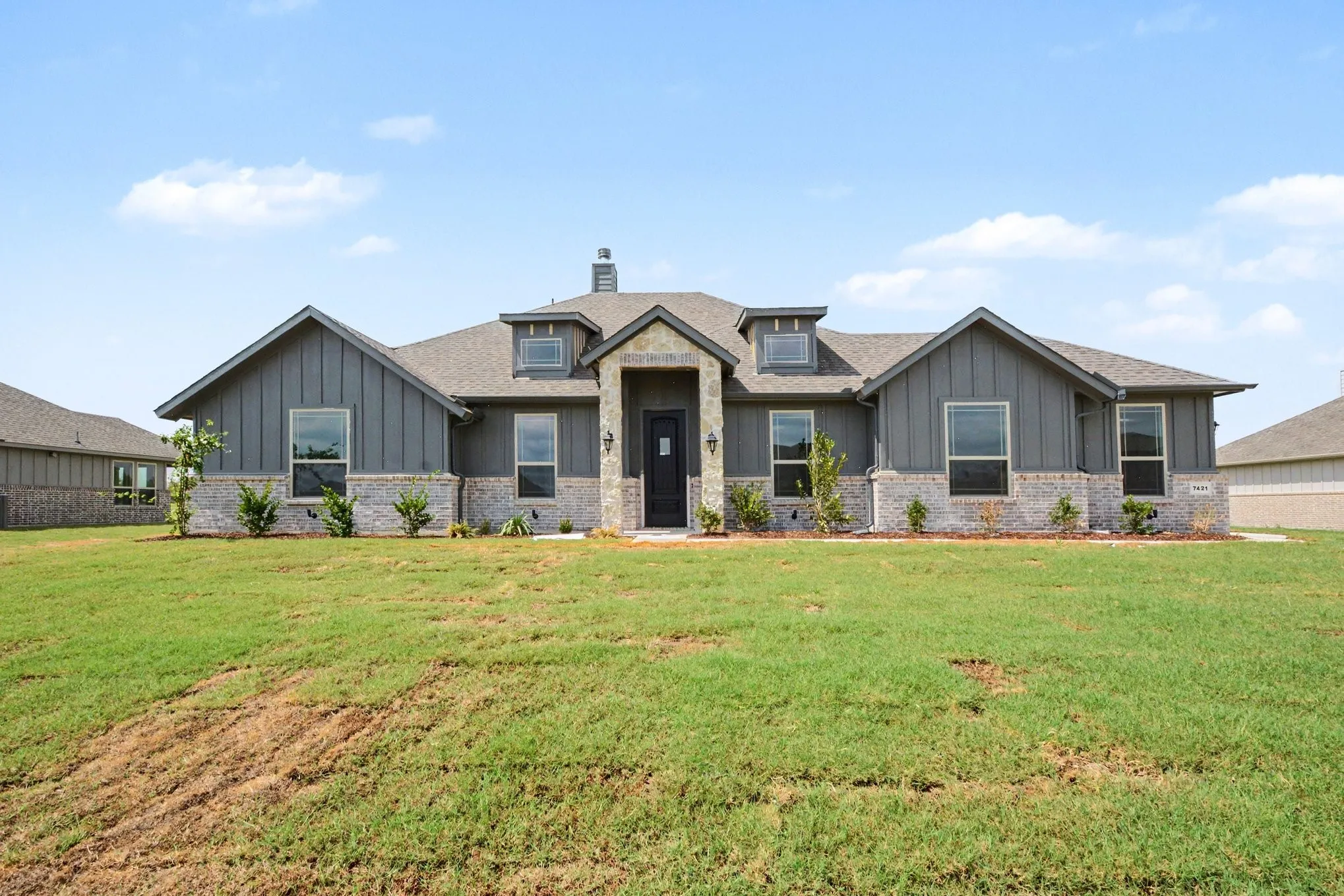 Single Family Residence For Sale in Denton County , 7421 Stonehenge, Sanger, Texas 76266, 4 Bedroom, 2 Bathroom, 2 Garage spaces, 2,087 Sqft, built in 2026, mls#21232912, Real Estate Agent in Sanger, Homes For Sale in Denton county, Homes For Sale in Sanger, Realtor in Sanger Texas, Real Estate Brokerage Independent Realty Texas, Luminita Cordes Realtor