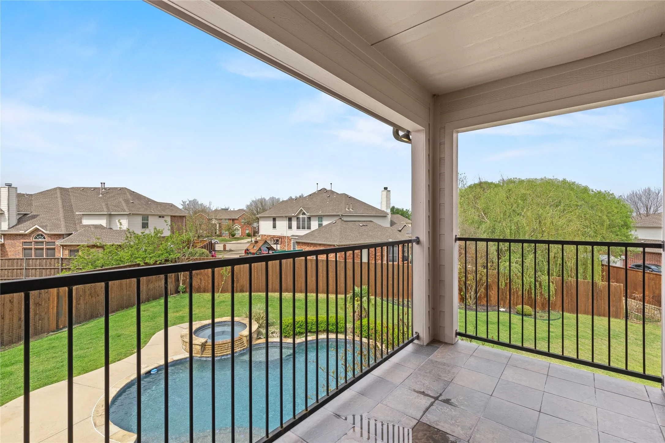 Single Family Residence For Sale in Collin County , 613 Windward Drive, Murphy, Texas 75094, 5 Bedroom, 3 Bathroom, 3 Garage spaces, 3,381 Sqft, built in 2008, Preowned, mls#21230261, Real Estate Agent in Murphy, Homes For Sale in Collin county, Homes For Sale in Murphy, Realtor in Murphy Texas, Real Estate Brokerage Independent Realty Texas, Luminita Cordes Realtor