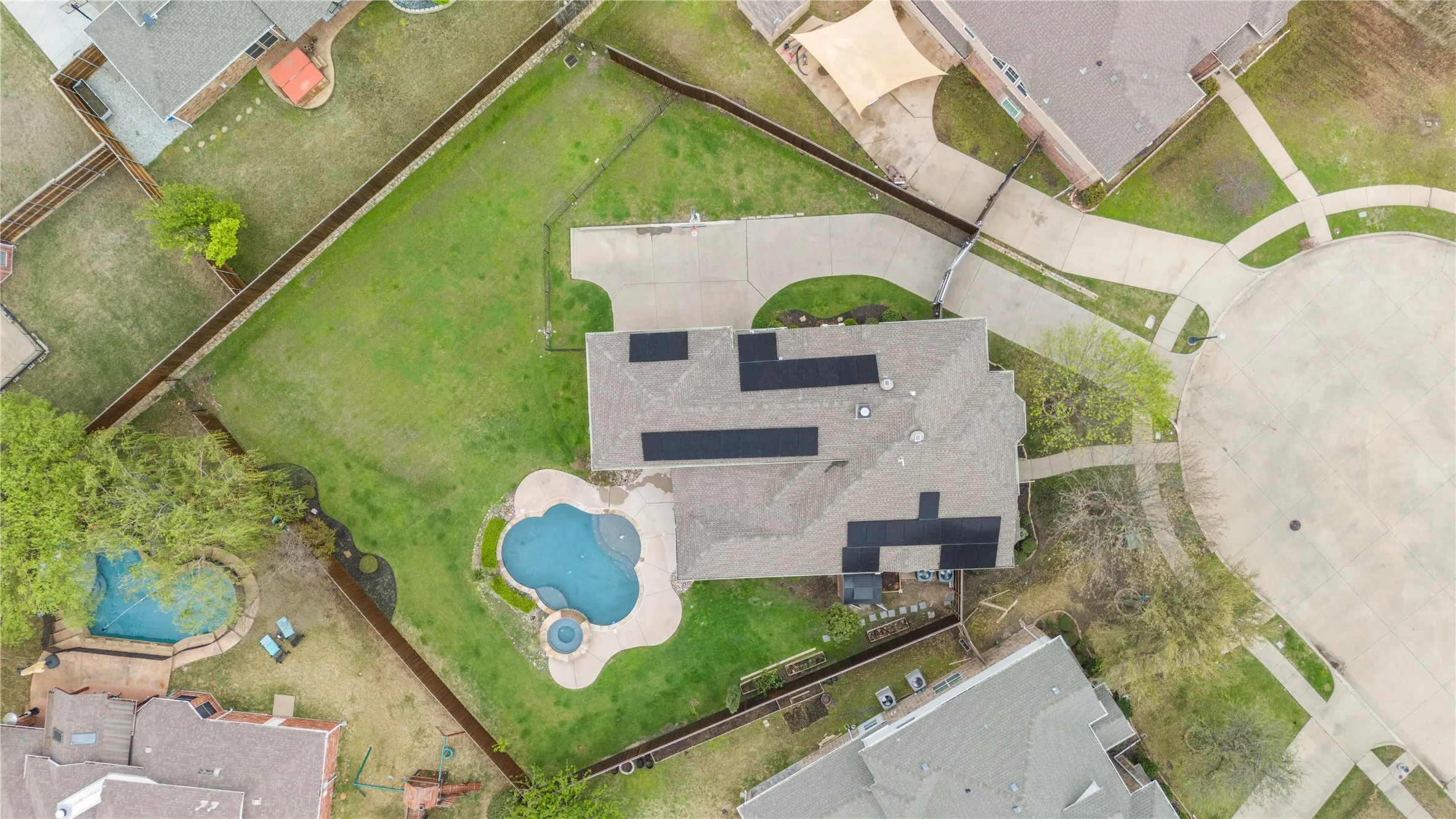Single Family Residence For Sale in Collin County , 613 Windward Drive, Murphy, Texas 75094, 5 Bedroom, 3 Bathroom, 3 Garage spaces, 3,381 Sqft, built in 2008, Preowned, mls#21230261, Real Estate Agent in Murphy, Homes For Sale in Collin county, Homes For Sale in Murphy, Realtor in Murphy Texas, Real Estate Brokerage Independent Realty Texas, Luminita Cordes Realtor