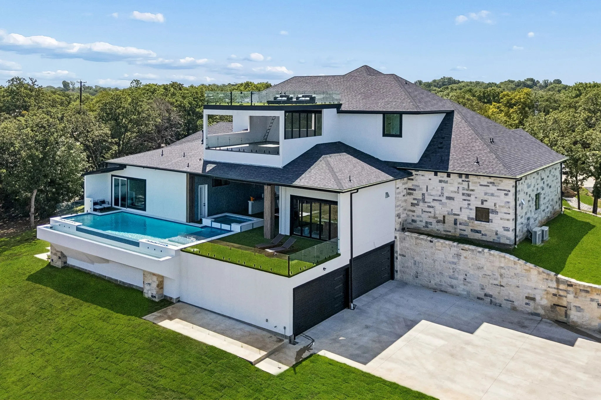 Single Family Residence For Sale in Tarrant County , 2800 N Kimball Avenue, Southlake, Texas 76092, 6 Bedroom, 9 Bathroom, 9 Garage spaces, 9,010 Sqft, built in 2026, New Construction - Incomplete, mls#21232694, Real Estate Agent in Southlake, Homes For Sale in Tarrant county, Homes For Sale in Southlake, Realtor in Southlake Texas, Real Estate Brokerage Independent Realty Texas, Luminita Cordes Realtor