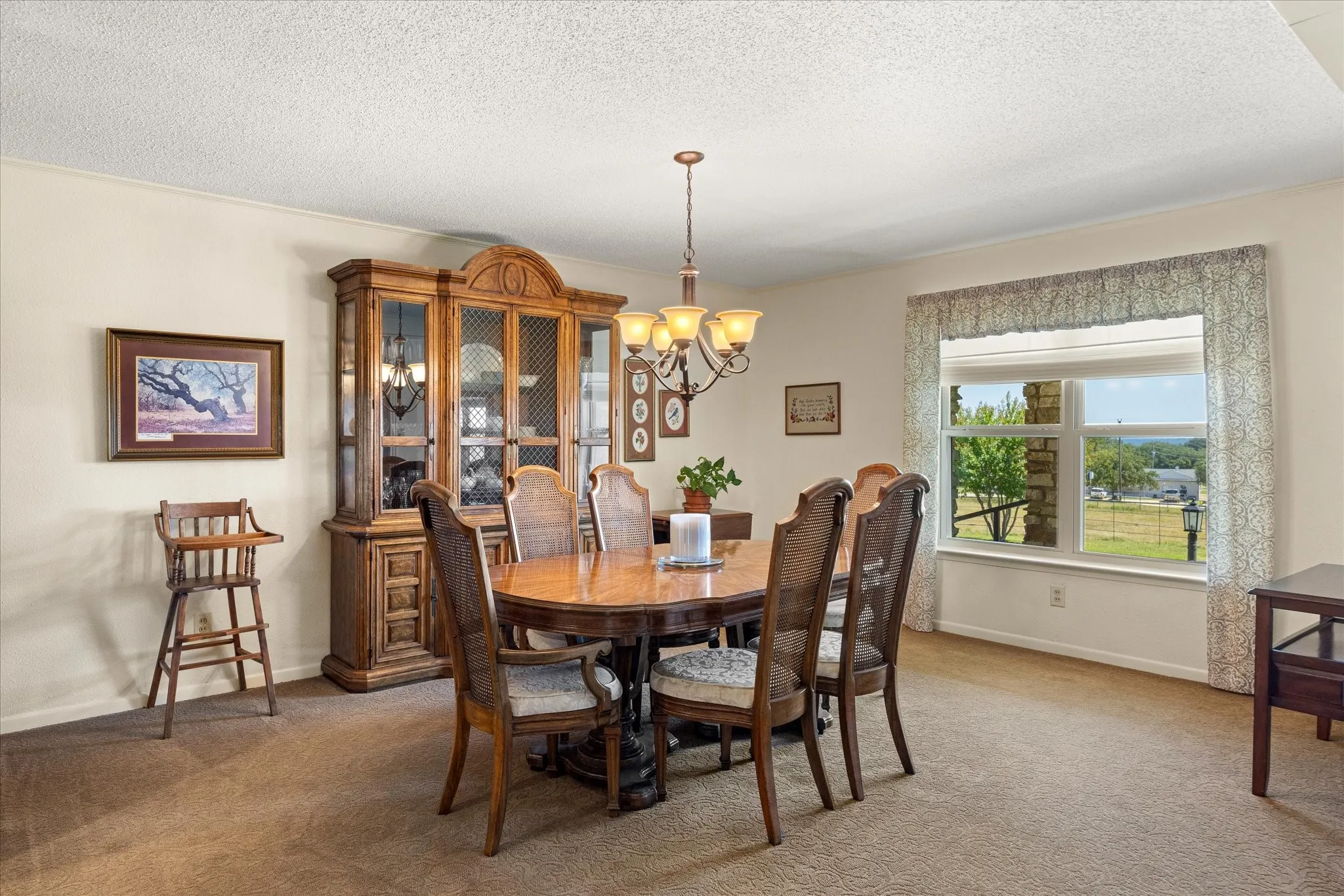 Farm For Sale in Hamilton County , 17305 N US Highway 281, Hico, Texas 76457, 3 Bedroom, 2 Bathroom, 2 Garage spaces, 2,530 Sqft, built in 1972, mls#21232210, Real Estate Agent in Hico, Homes For Sale in Hamilton county, Homes For Sale in Hico, Realtor in Hico Texas, Real Estate Brokerage Independent Realty Texas, Luminita Cordes Realtor