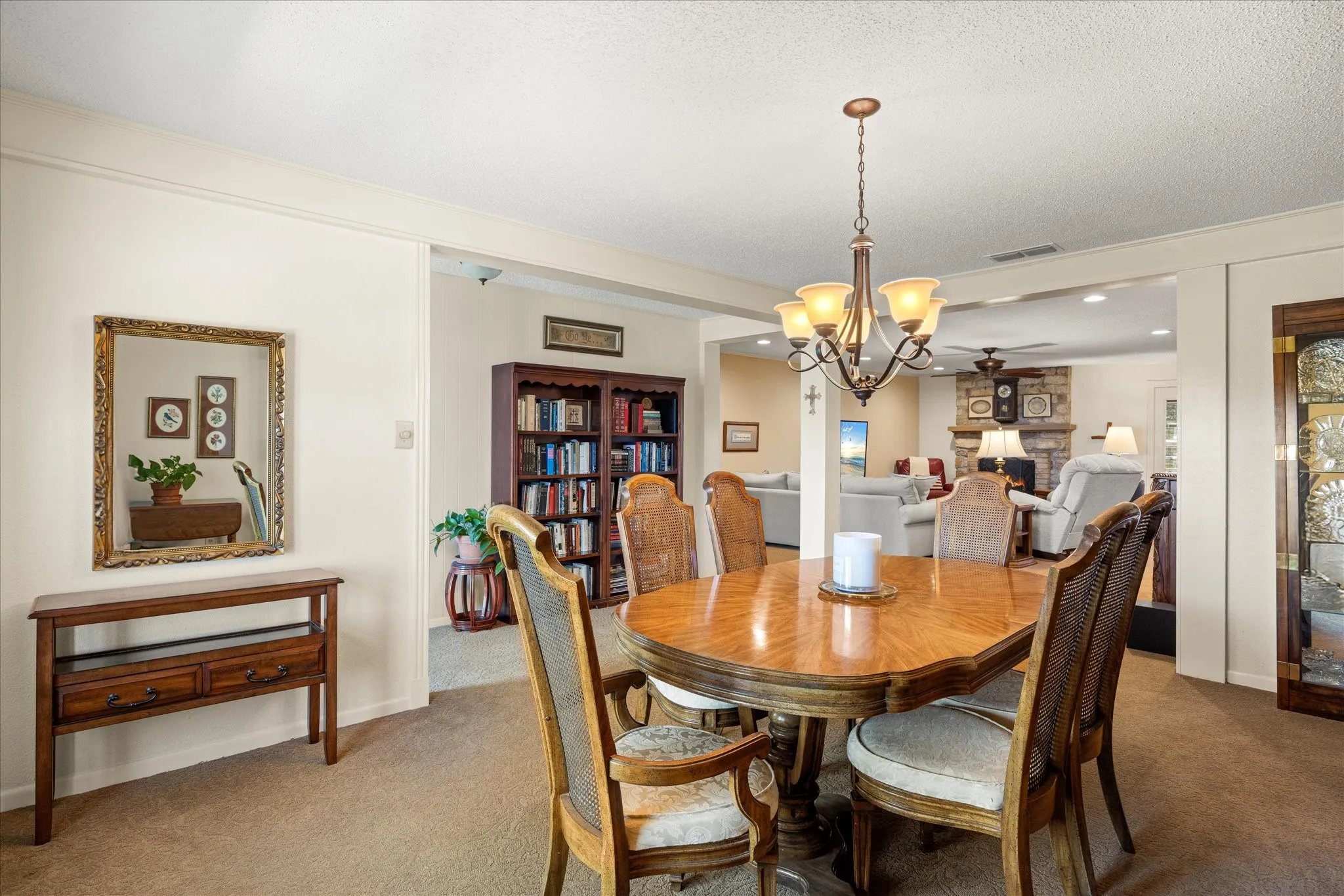 Farm For Sale in Hamilton County , 17305 N US Highway 281, Hico, Texas 76457, 3 Bedroom, 2 Bathroom, 2 Garage spaces, 2,530 Sqft, built in 1972, mls#21232210, Real Estate Agent in Hico, Homes For Sale in Hamilton county, Homes For Sale in Hico, Realtor in Hico Texas, Real Estate Brokerage Independent Realty Texas, Luminita Cordes Realtor