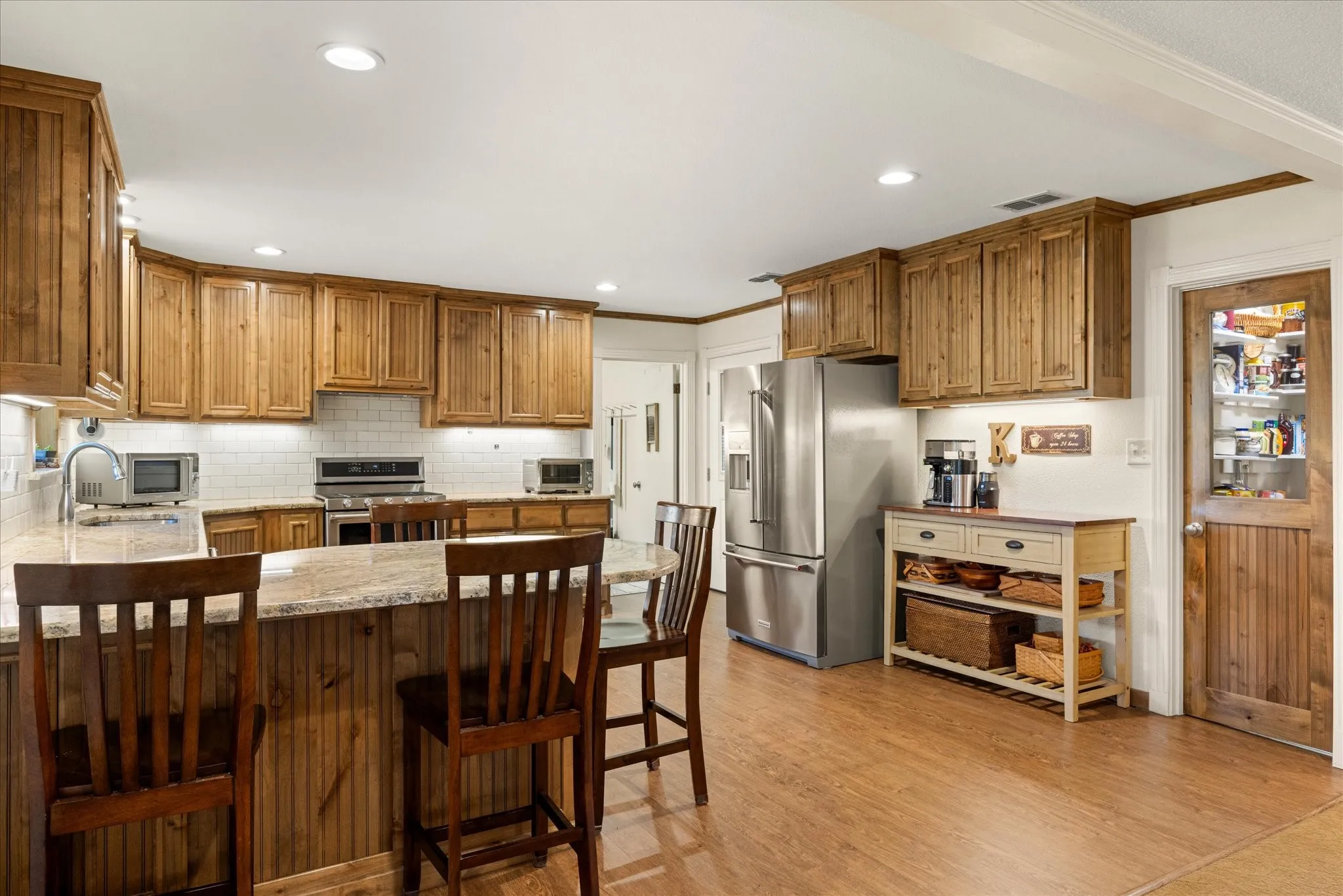 Farm For Sale in Hamilton County , 17305 N US Highway 281, Hico, Texas 76457, 3 Bedroom, 2 Bathroom, 2 Garage spaces, 2,530 Sqft, built in 1972, mls#21232210, Real Estate Agent in Hico, Homes For Sale in Hamilton county, Homes For Sale in Hico, Realtor in Hico Texas, Real Estate Brokerage Independent Realty Texas, Luminita Cordes Realtor