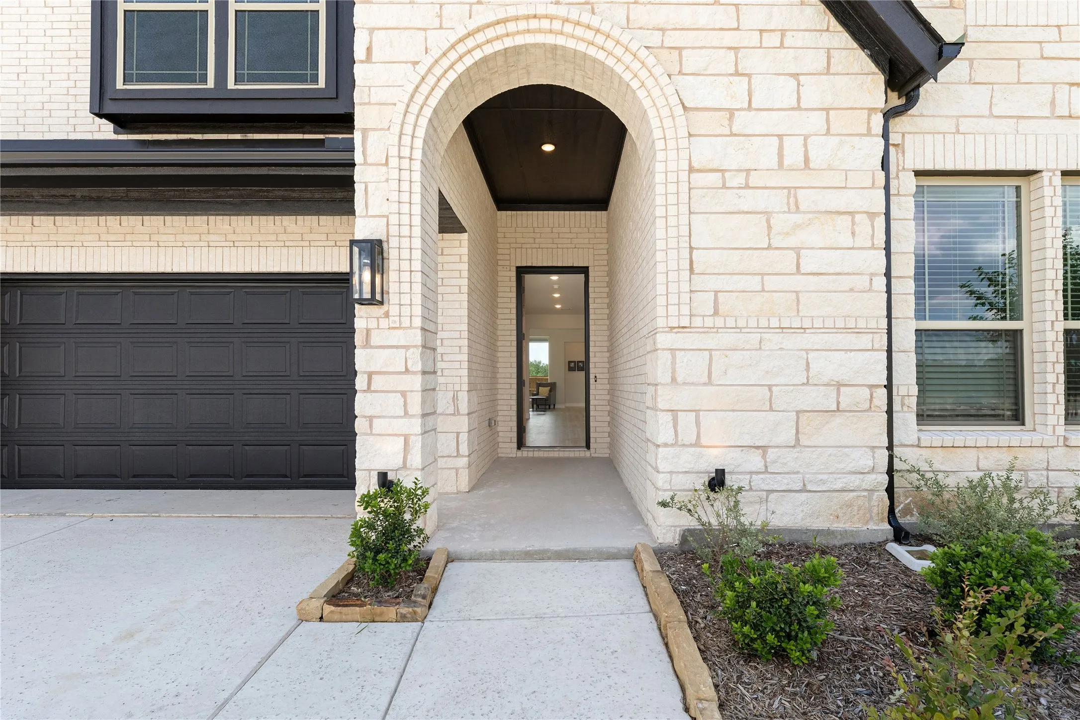 Single Family Residence For Sale in Collin County , 2217 Amber Gate Drive, Anna, Texas 75409, 4 Bedroom, 4 Bathroom, 3 Garage spaces, 2,838 Sqft, built in 2026, New Construction - Incomplete, mls#21232897, Real Estate Agent in Anna, Homes For Sale in Collin county, Homes For Sale in Anna, Realtor in Anna Texas, Real Estate Brokerage Independent Realty Texas, Luminita Cordes Realtor