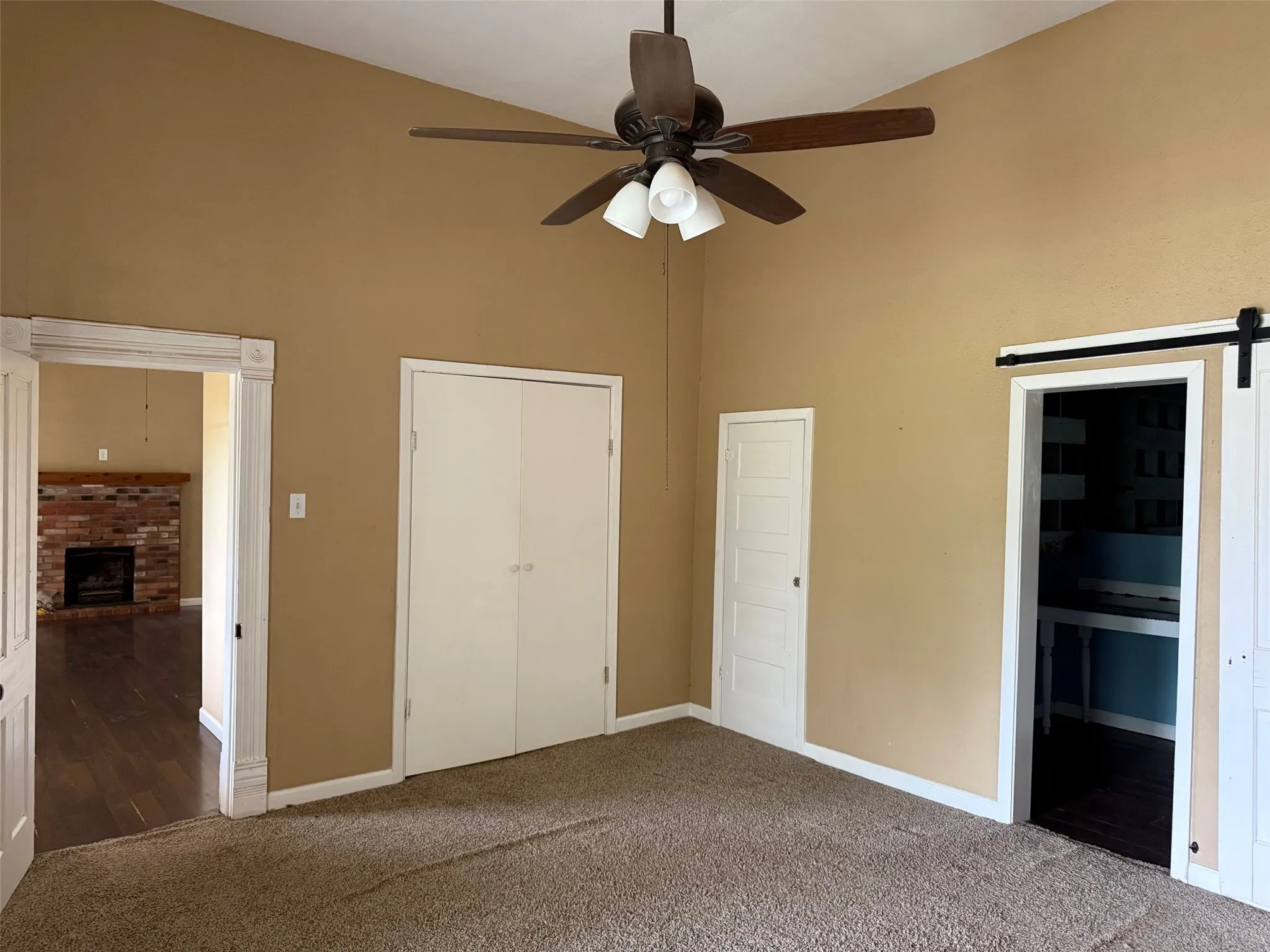 Single Family Residence For Sale in Mc Lennan County , 280 W 4th Street, Crawford, Texas 76638, 3 Bedroom, 2 Bathroom, Garage spaces, 1,744 Sqft, built in 1917, mls#21233082, Real Estate Agent in Crawford, Homes For Sale in Mc Lennan county, Homes For Sale in Crawford, Realtor in Crawford Texas, Real Estate Brokerage Independent Realty Texas, Luminita Cordes Realtor