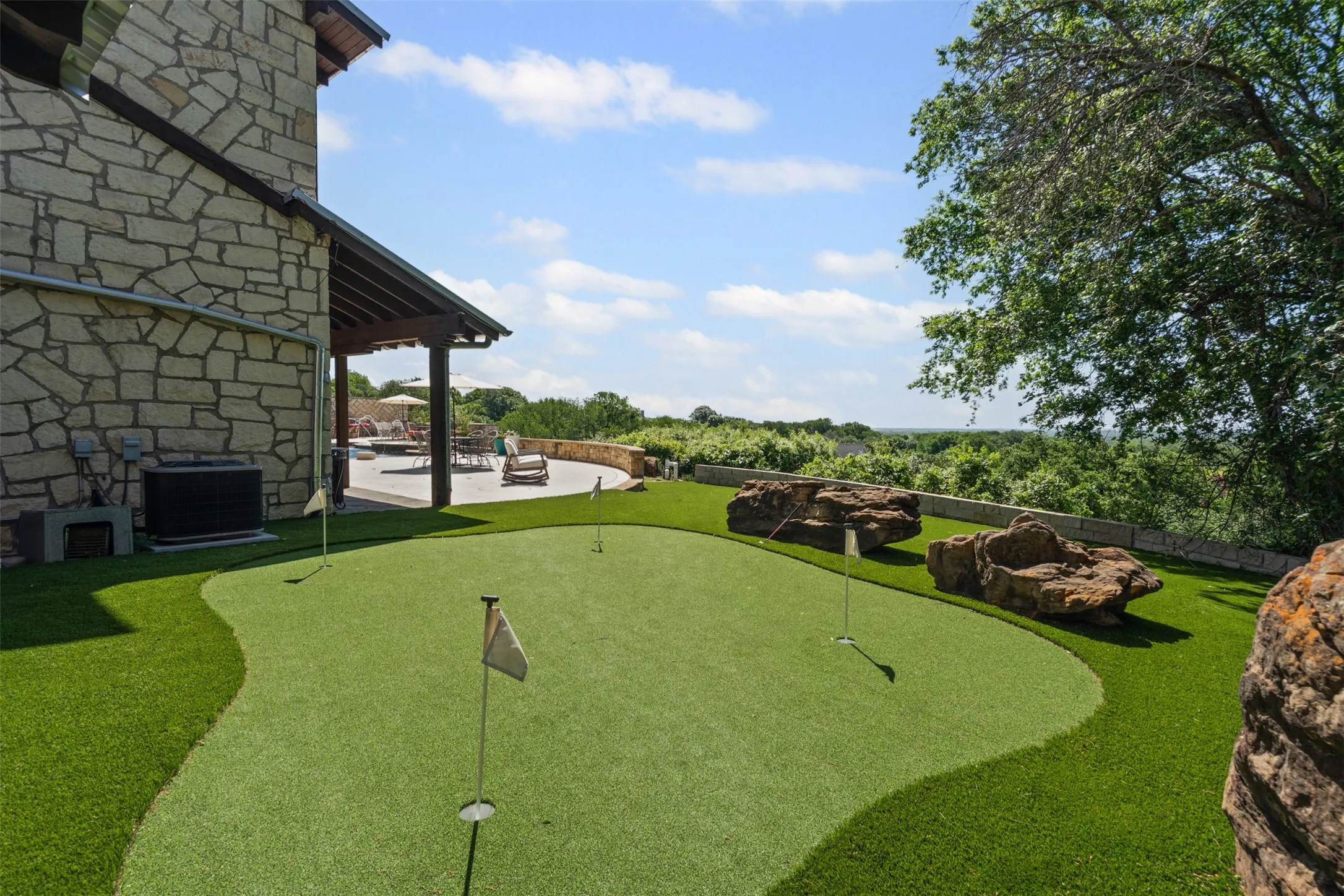 Single Family Residence For Sale in Parker County , 108 Dustin Circle, Hudson Oaks, Texas 76087, 7 Bedroom, 7 Bathroom, 3 Garage spaces, 7,397 Sqft, built in 1996, mls#21233090, Real Estate Agent in Hudson Oaks, Homes For Sale in Parker county, Homes For Sale in Hudson Oaks, Realtor in Hudson Oaks Texas, Real Estate Brokerage Independent Realty Texas, Luminita Cordes Realtor