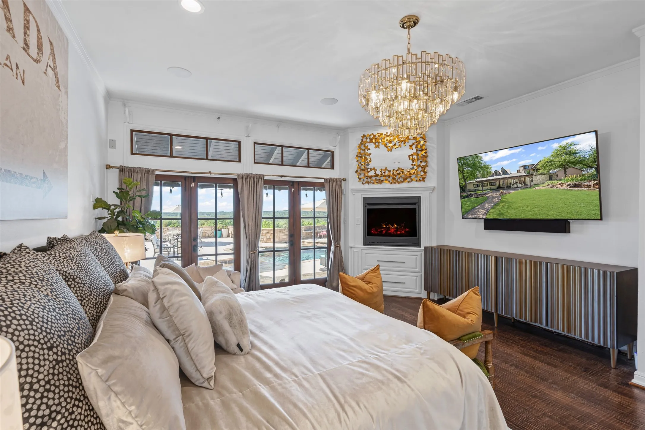 Single Family Residence For Sale in Parker County , 108 Dustin Circle, Hudson Oaks, Texas 76087, 7 Bedroom, 7 Bathroom, 3 Garage spaces, 7,397 Sqft, built in 1996, mls#21233090, Real Estate Agent in Hudson Oaks, Homes For Sale in Parker county, Homes For Sale in Hudson Oaks, Realtor in Hudson Oaks Texas, Real Estate Brokerage Independent Realty Texas, Luminita Cordes Realtor