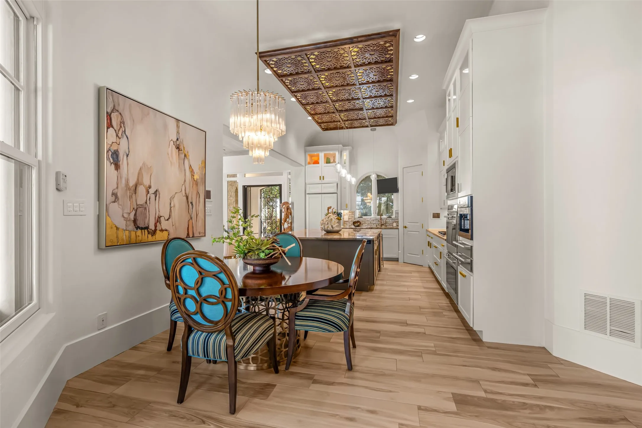 Single Family Residence For Sale in Tarrant County , 1712 Post Oak Place, Westlake, Texas 76262, 4 Bedroom, 5 Bathroom, 3 Garage spaces, 4,157 Sqft, built in 2005, mls#21231992, Real Estate Agent in Westlake, Homes For Sale in Tarrant county, Homes For Sale in Westlake, Realtor in Westlake Texas, Real Estate Brokerage Independent Realty Texas, Luminita Cordes Realtor