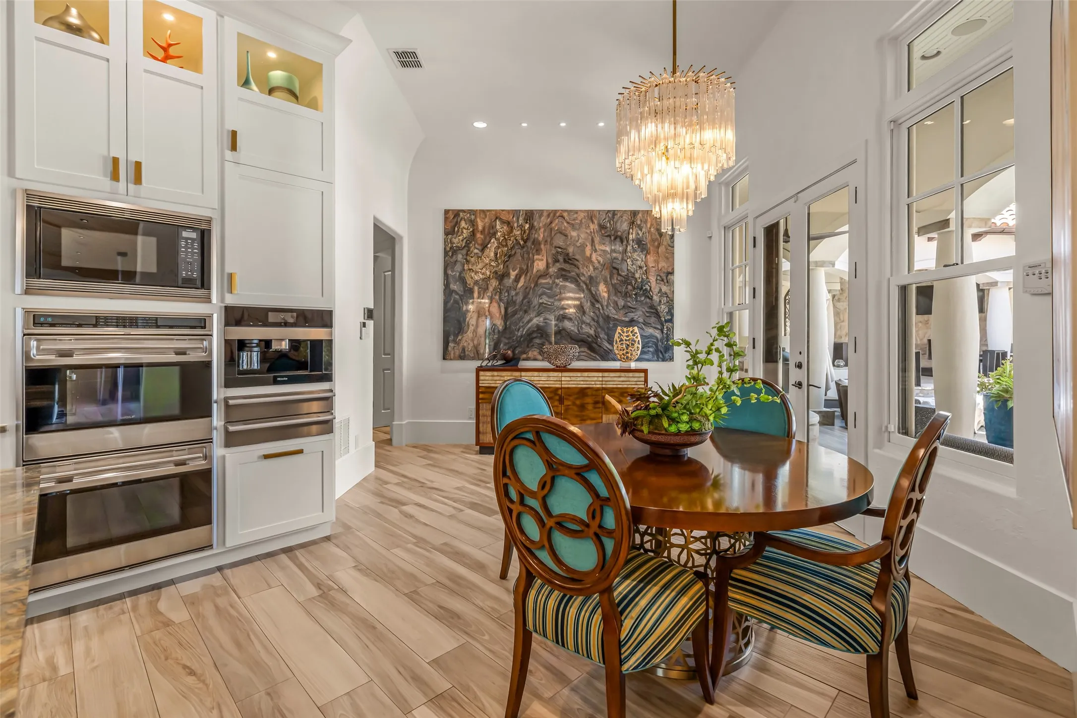 Single Family Residence For Sale in Tarrant County , 1712 Post Oak Place, Westlake, Texas 76262, 4 Bedroom, 5 Bathroom, 3 Garage spaces, 4,157 Sqft, built in 2005, mls#21231992, Real Estate Agent in Westlake, Homes For Sale in Tarrant county, Homes For Sale in Westlake, Realtor in Westlake Texas, Real Estate Brokerage Independent Realty Texas, Luminita Cordes Realtor