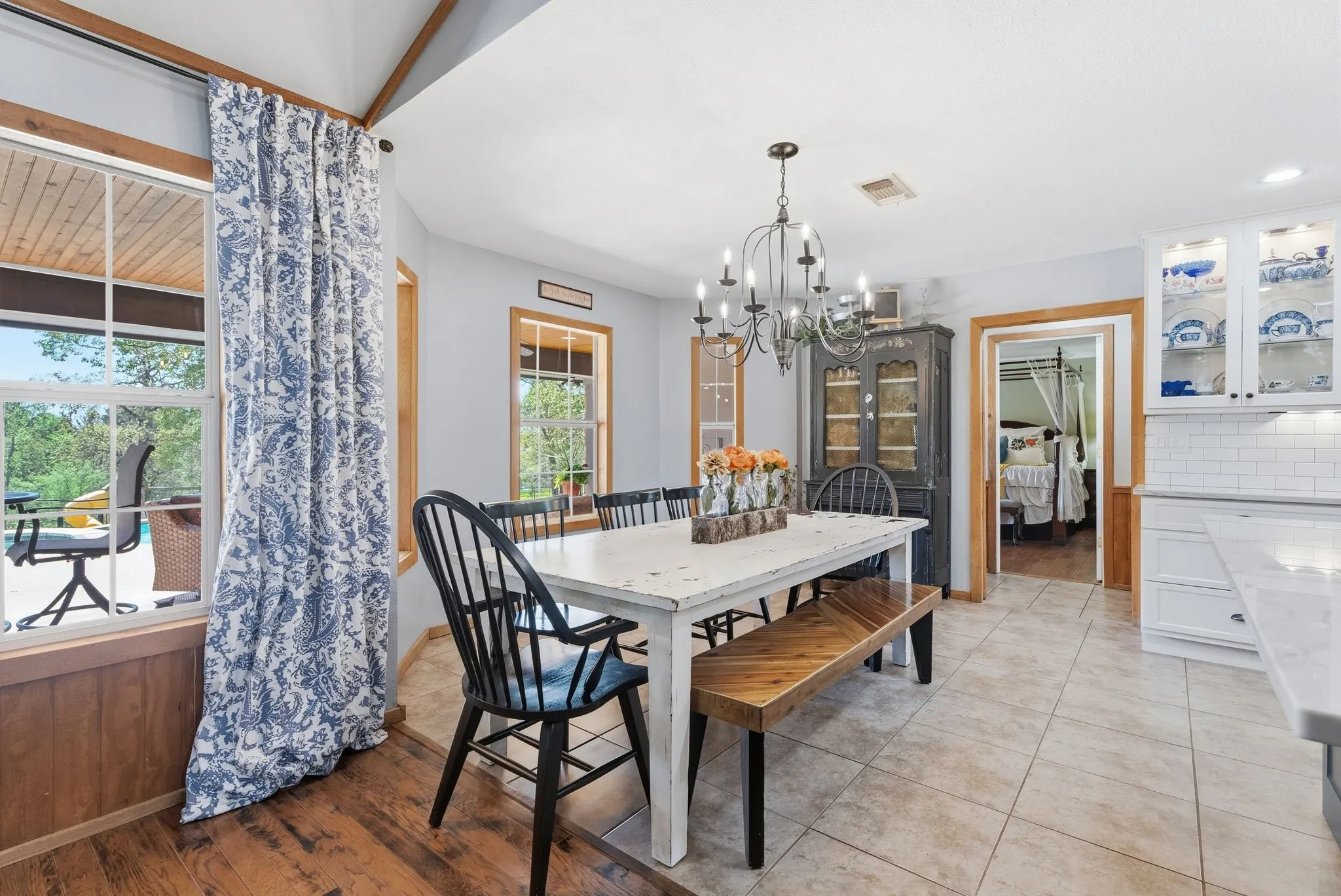 Farm For Sale in Houston County , 689 & 691 FM 1272, Grapeland, Texas 75844, 4 Bedroom, 4 Bathroom, 2 Garage spaces, 3,489 Sqft, built in 1997, Preowned, mls#21226943, Real Estate Agent in Grapeland, Homes For Sale in Houston county, Homes For Sale in Grapeland, Realtor in Grapeland Texas, Real Estate Brokerage Independent Realty Texas, Luminita Cordes Realtor