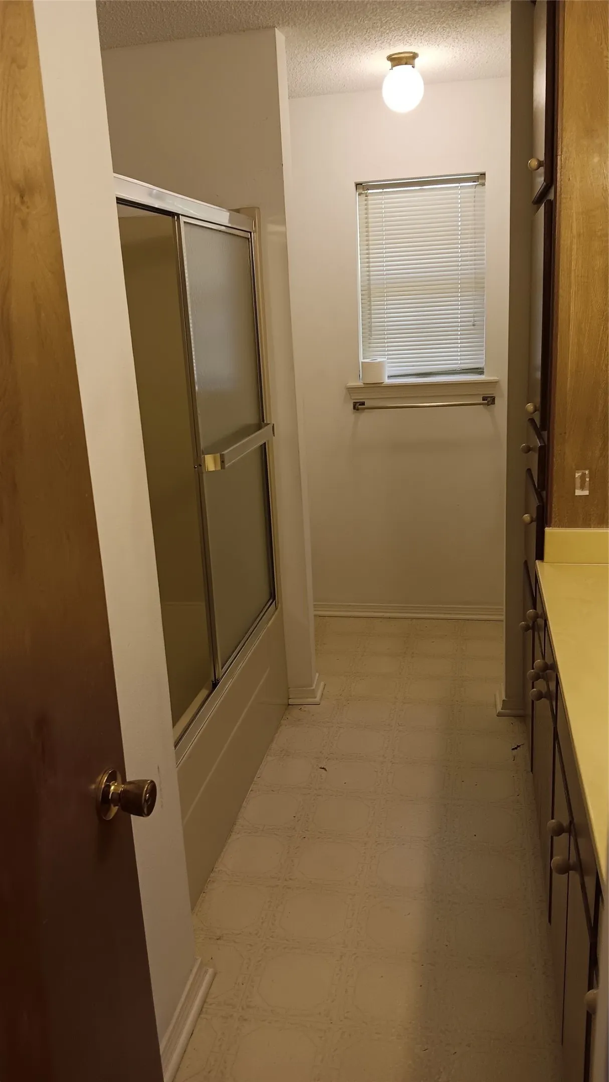 Single Family Residence For Rent in Upshur County , 1918 US Highway 259 S. S, Diana, Texas 75640, 3 Bedroom, 2 Bathroom, 2 Garage spaces, 1,476 Sqft, built in 1988, mls#21233215, Real Estate Agent in Diana, Homes For Rent in Upshur county, Homes For Rent in Diana, Realtor in Diana Texas, Real Estate Brokerage Independent Realty Texas, Luminita Cordes Realtor