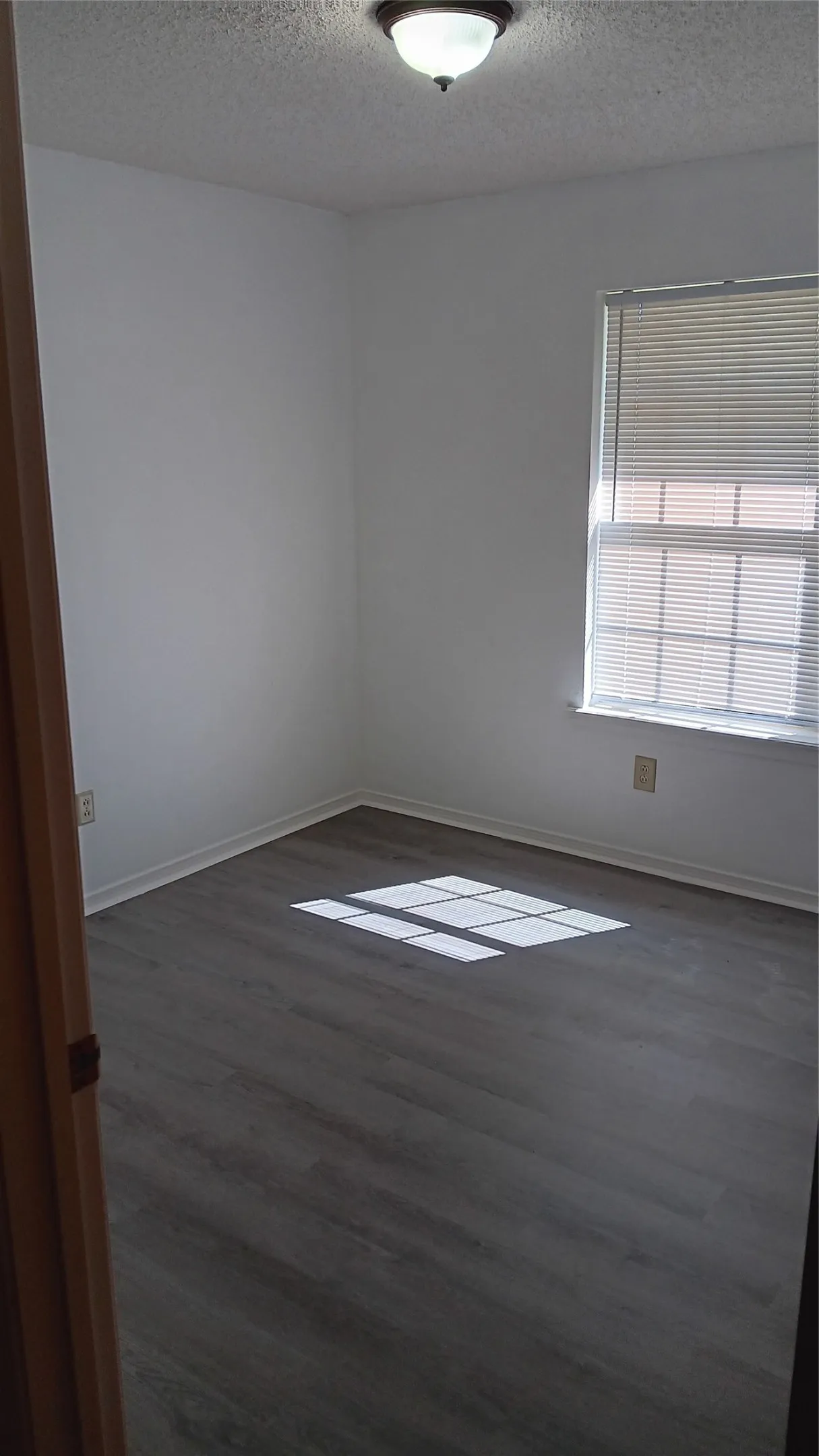 Single Family Residence For Rent in Upshur County , 1918 US Highway 259 S. S, Diana, Texas 75640, 3 Bedroom, 2 Bathroom, 2 Garage spaces, 1,476 Sqft, built in 1988, mls#21233215, Real Estate Agent in Diana, Homes For Rent in Upshur county, Homes For Rent in Diana, Realtor in Diana Texas, Real Estate Brokerage Independent Realty Texas, Luminita Cordes Realtor