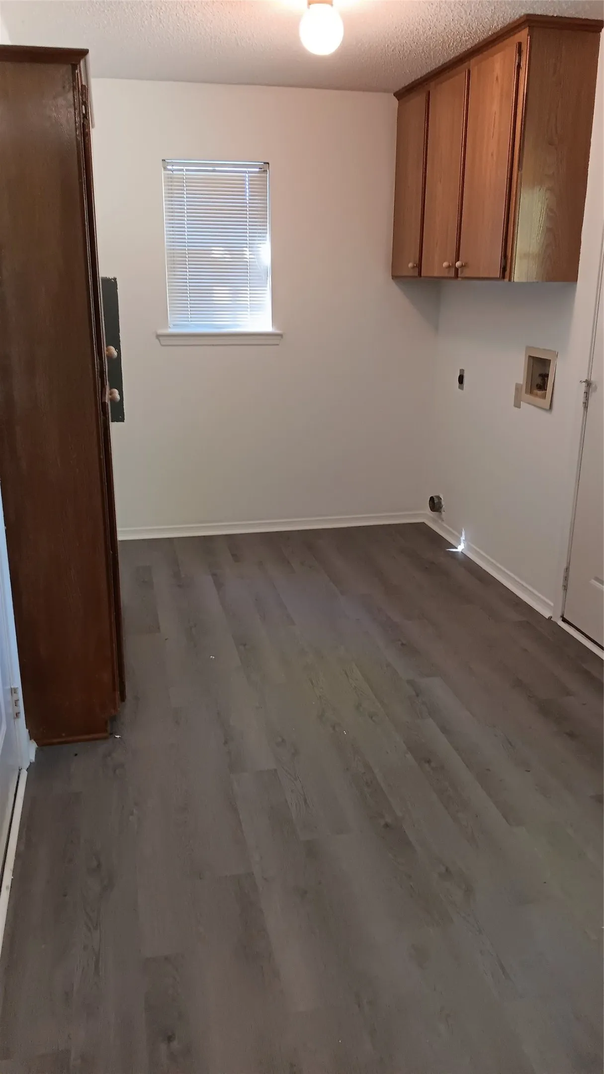 Single Family Residence For Rent in Upshur County , 1918 US Highway 259 S. S, Diana, Texas 75640, 3 Bedroom, 2 Bathroom, 2 Garage spaces, 1,476 Sqft, built in 1988, mls#21233215, Real Estate Agent in Diana, Homes For Rent in Upshur county, Homes For Rent in Diana, Realtor in Diana Texas, Real Estate Brokerage Independent Realty Texas, Luminita Cordes Realtor