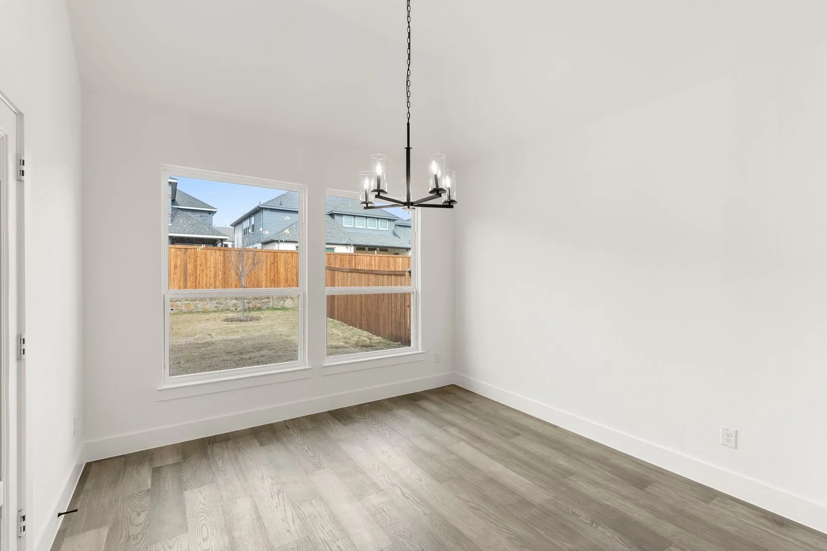 Single Family Residence For Sale in Collin County , 5629 Burford Lane, Celina, Texas 75009, 5 Bedroom, 4 Bathroom, 2 Garage spaces, 3,225 Sqft, built in 2025, New Construction - Complete, mls#21233223, Real Estate Agent in Celina, Homes For Sale in Collin county, Homes For Sale in Celina, Realtor in Celina Texas, Real Estate Brokerage Independent Realty Texas, Luminita Cordes Realtor