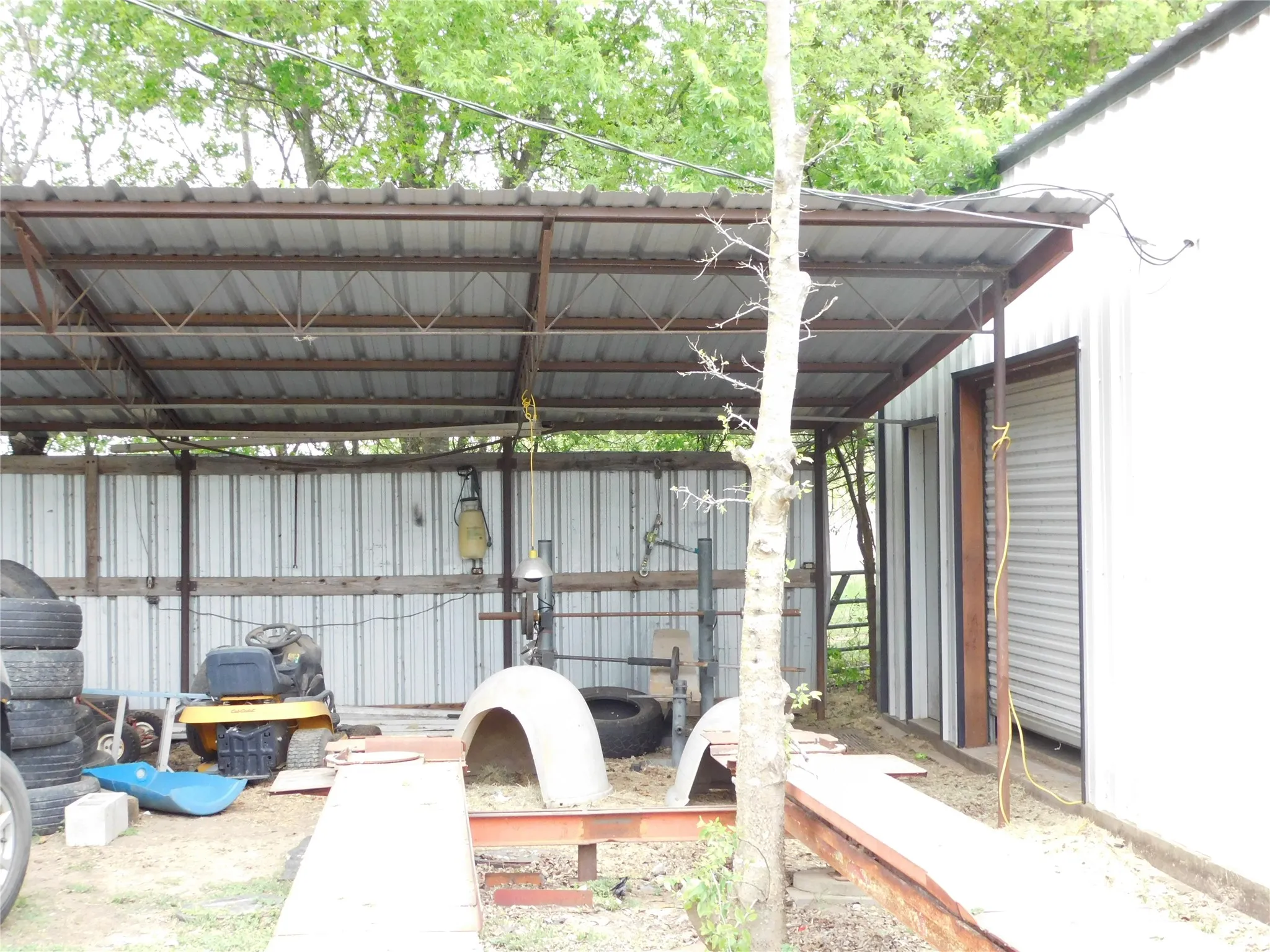 covered carport