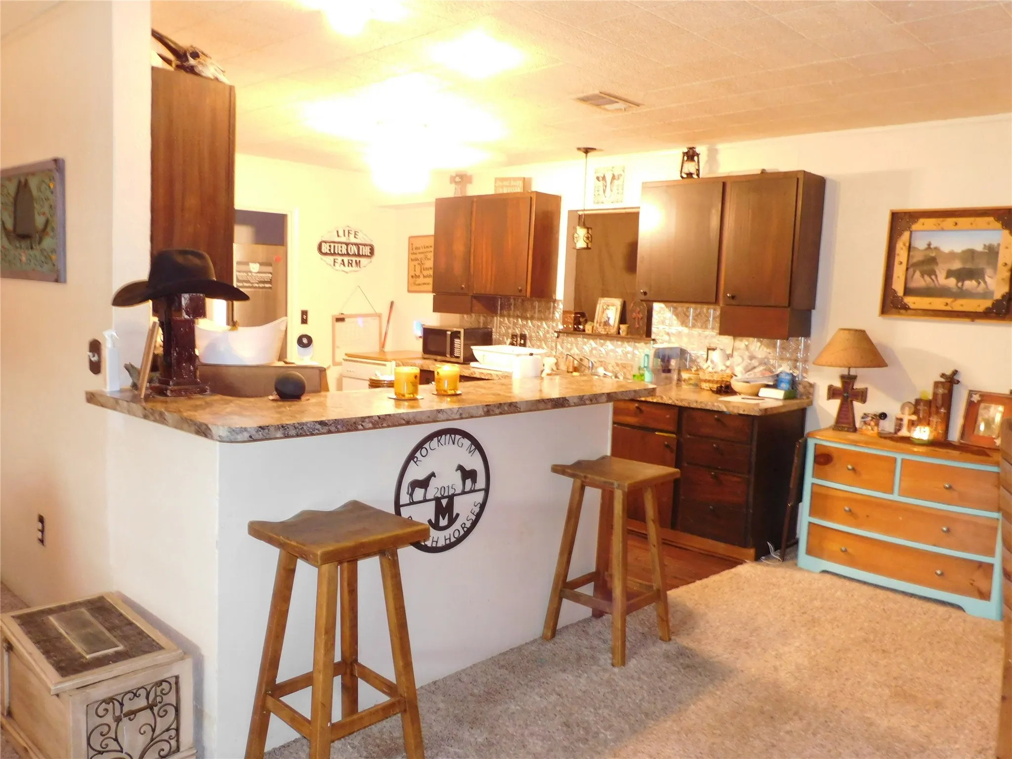 breakfast bar