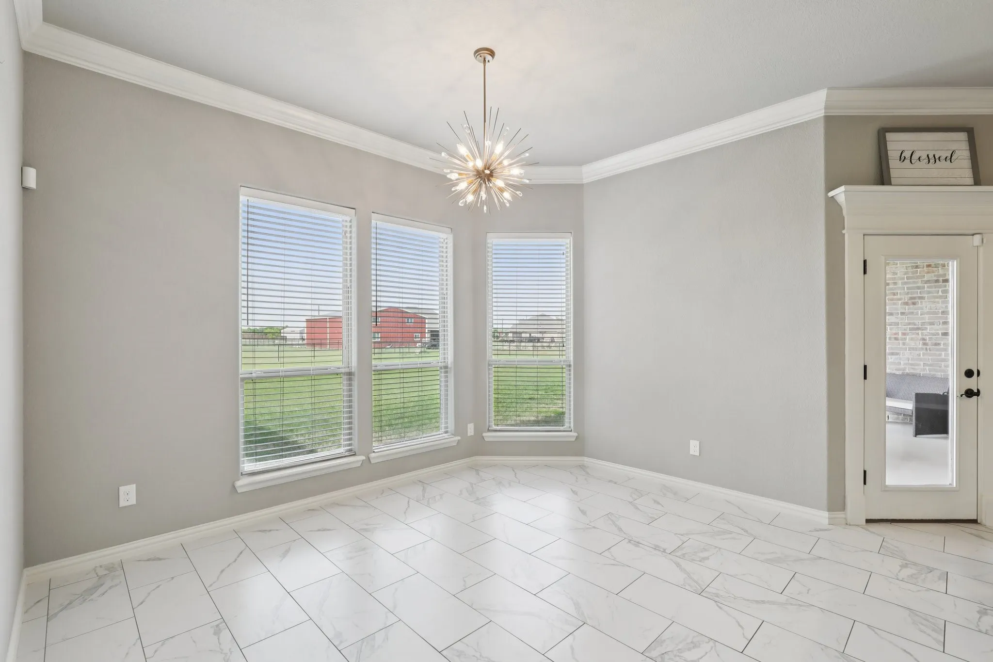 Single Family Residence For Sale in Parker County , 1020 Jesse James Lane, Springtown, Texas 76082, 4 Bedroom, 2 Bathroom, 3 Garage spaces, 2,535 Sqft, built in 2018, Preowned, mls#21230511, Real Estate Agent in Springtown, Homes For Sale in Parker county, Homes For Sale in Springtown, Realtor in Springtown Texas, Real Estate Brokerage Independent Realty Texas, Luminita Cordes Realtor