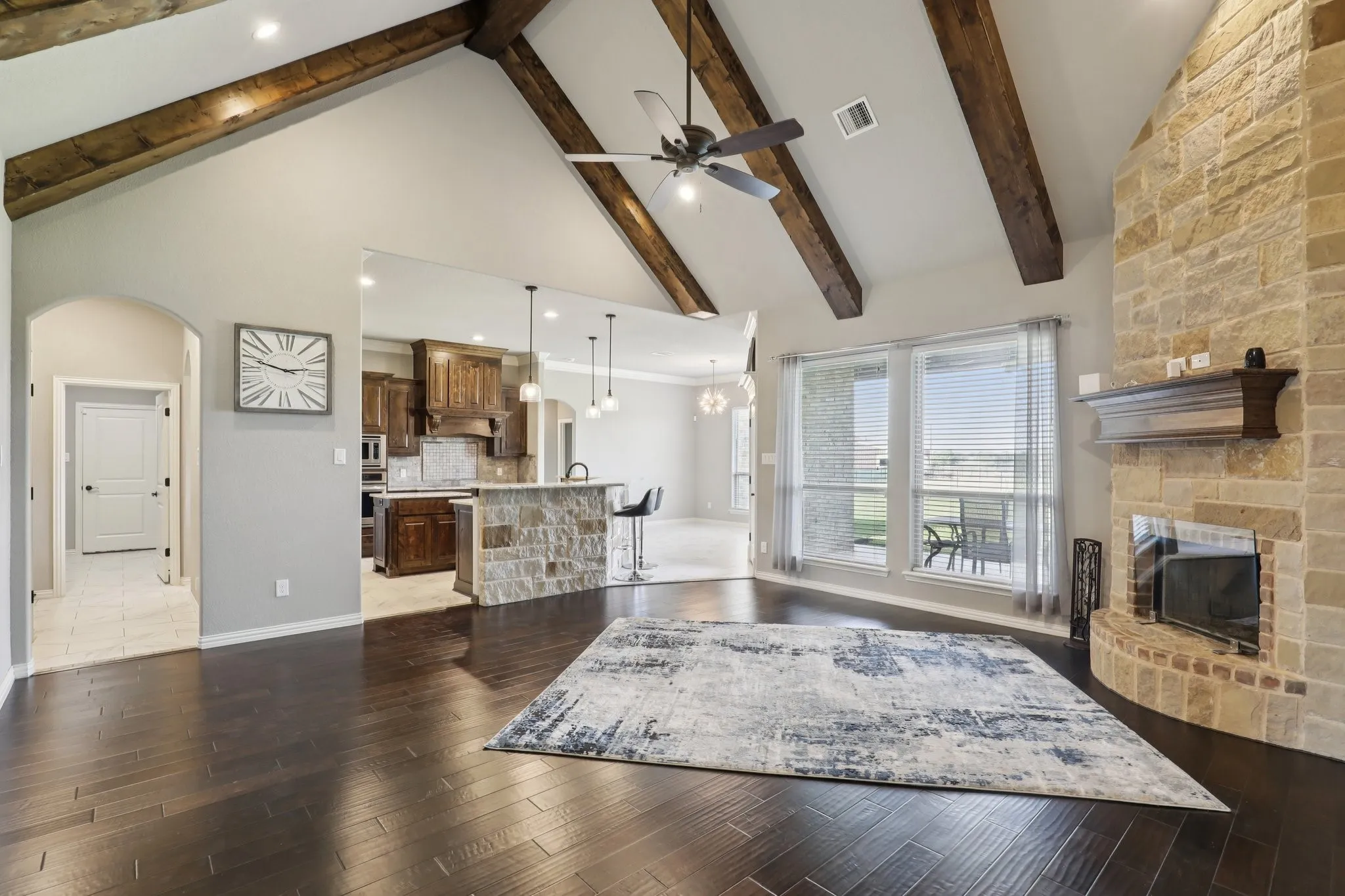 Single Family Residence For Sale in Parker County , 1020 Jesse James Lane, Springtown, Texas 76082, 4 Bedroom, 2 Bathroom, 3 Garage spaces, 2,535 Sqft, built in 2018, Preowned, mls#21230511, Real Estate Agent in Springtown, Homes For Sale in Parker county, Homes For Sale in Springtown, Realtor in Springtown Texas, Real Estate Brokerage Independent Realty Texas, Luminita Cordes Realtor
